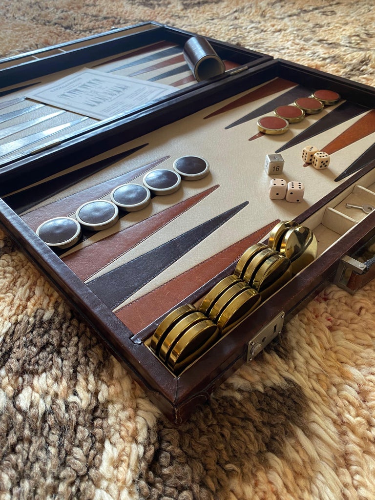 Vintage 1970 Backgammon Rare Etienne Aigner Handmade Soft Leather Set In Excellent Condition For Sale In Vis, NL