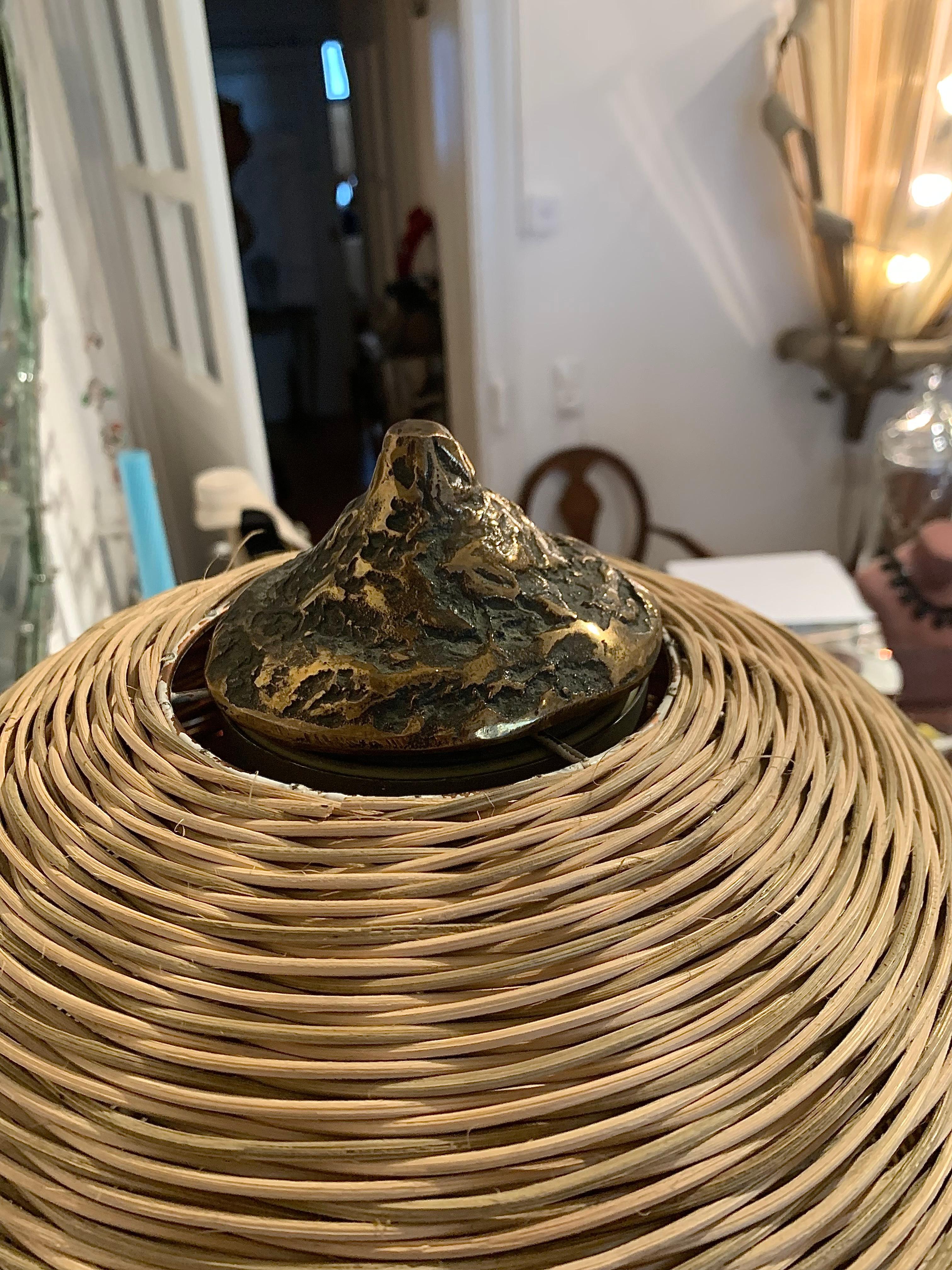 Vintage 1970' Wicker Bronze Table lamp 10