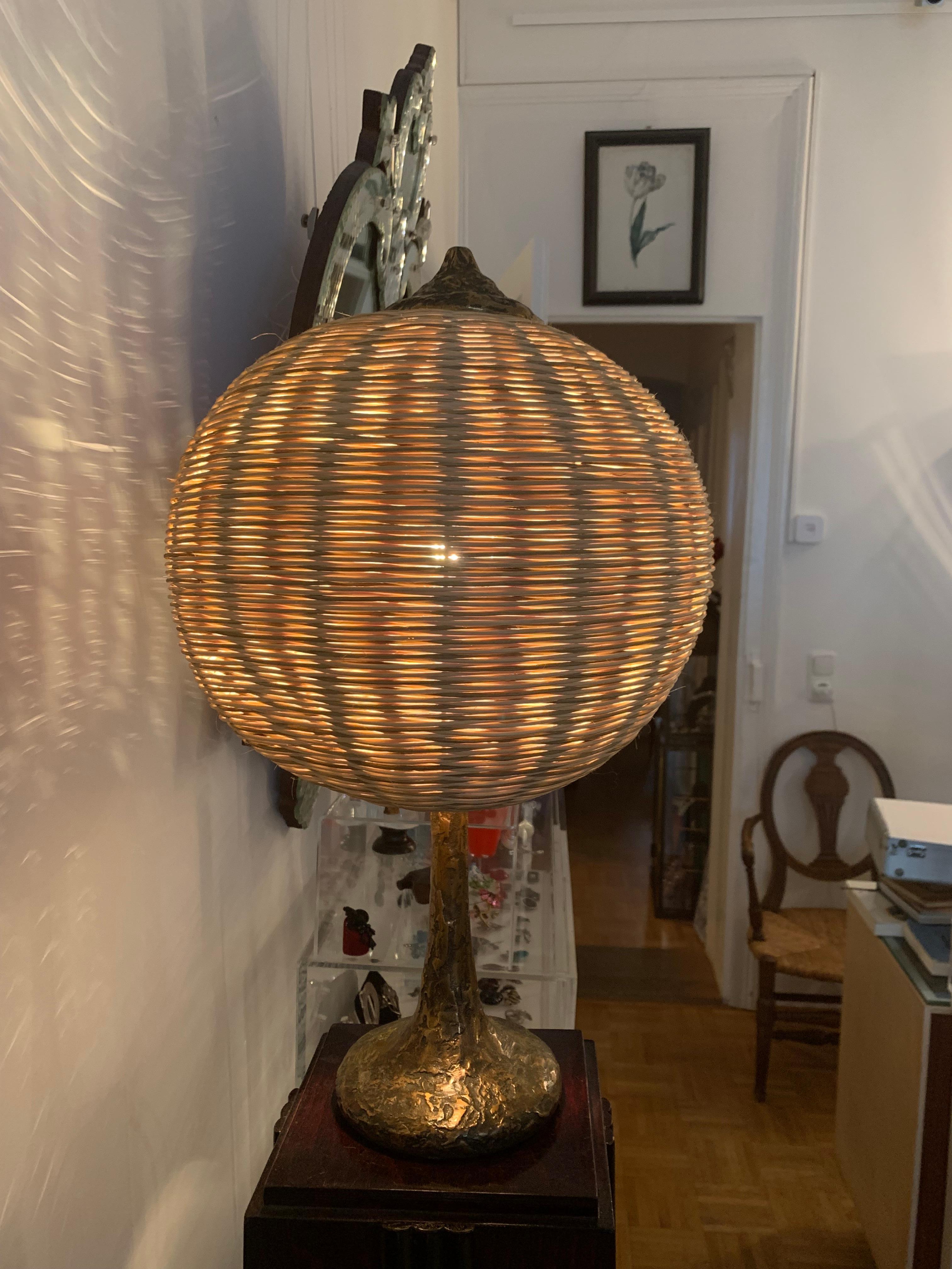 Mid-Century Modern Vintage 1970' Wicker Bronze Table lamp