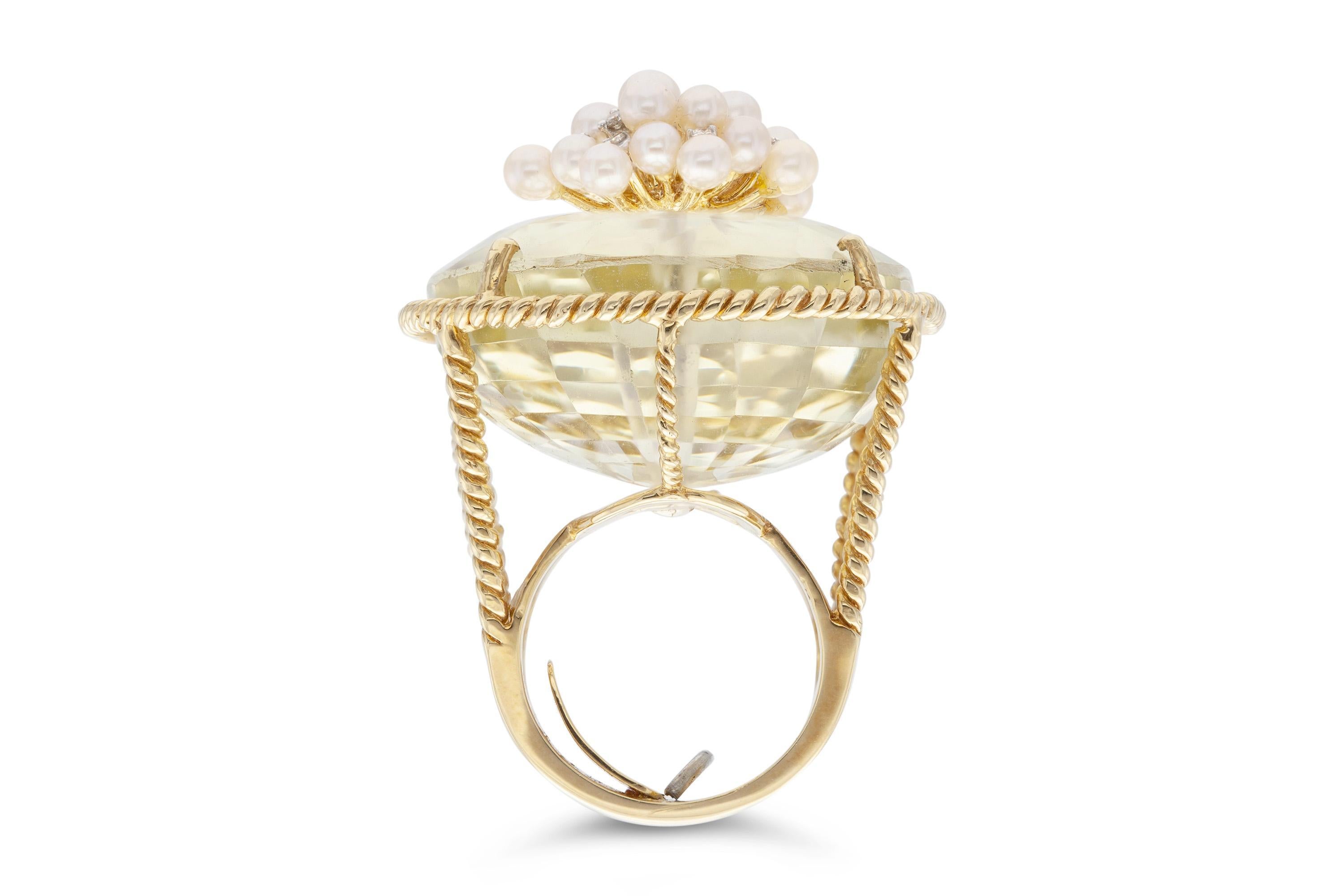 Vintage 1970s 100.00 Carat Citrine Ring with Pearls and Diamonds Bon état - En vente à New York, NY