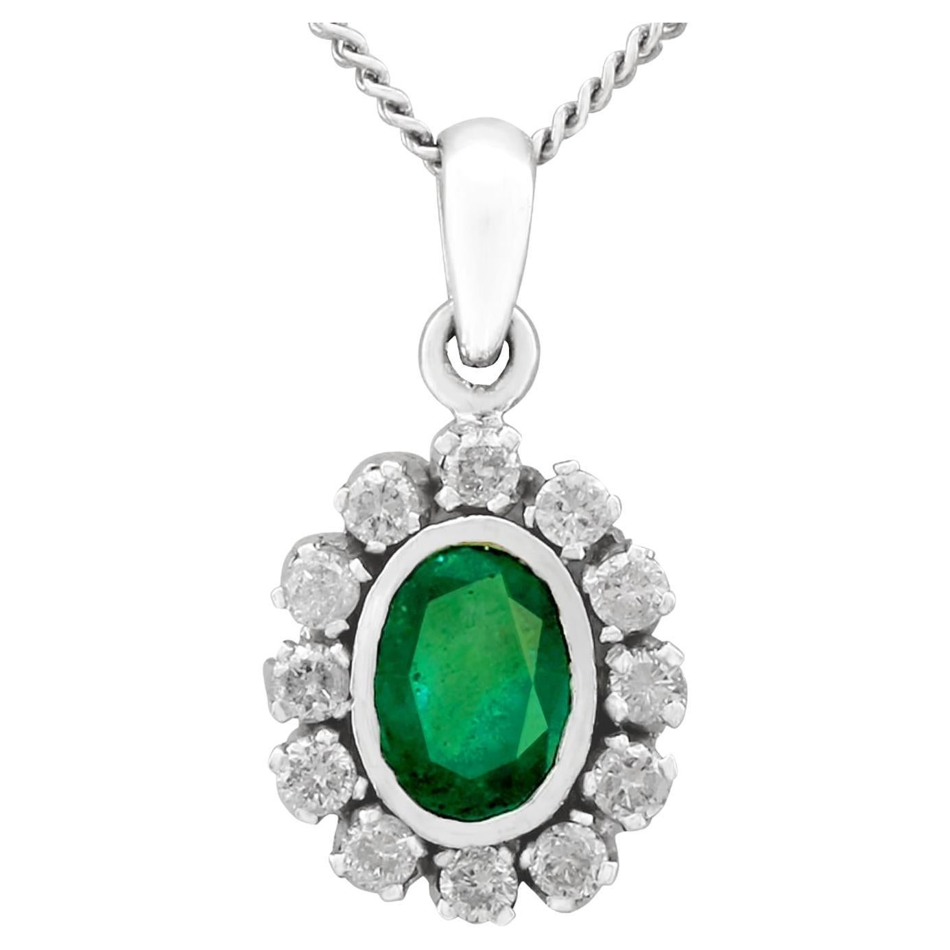 Vintage 1970s 1.02 Carat Emerald and Diamond White Gold Pendant For Sale