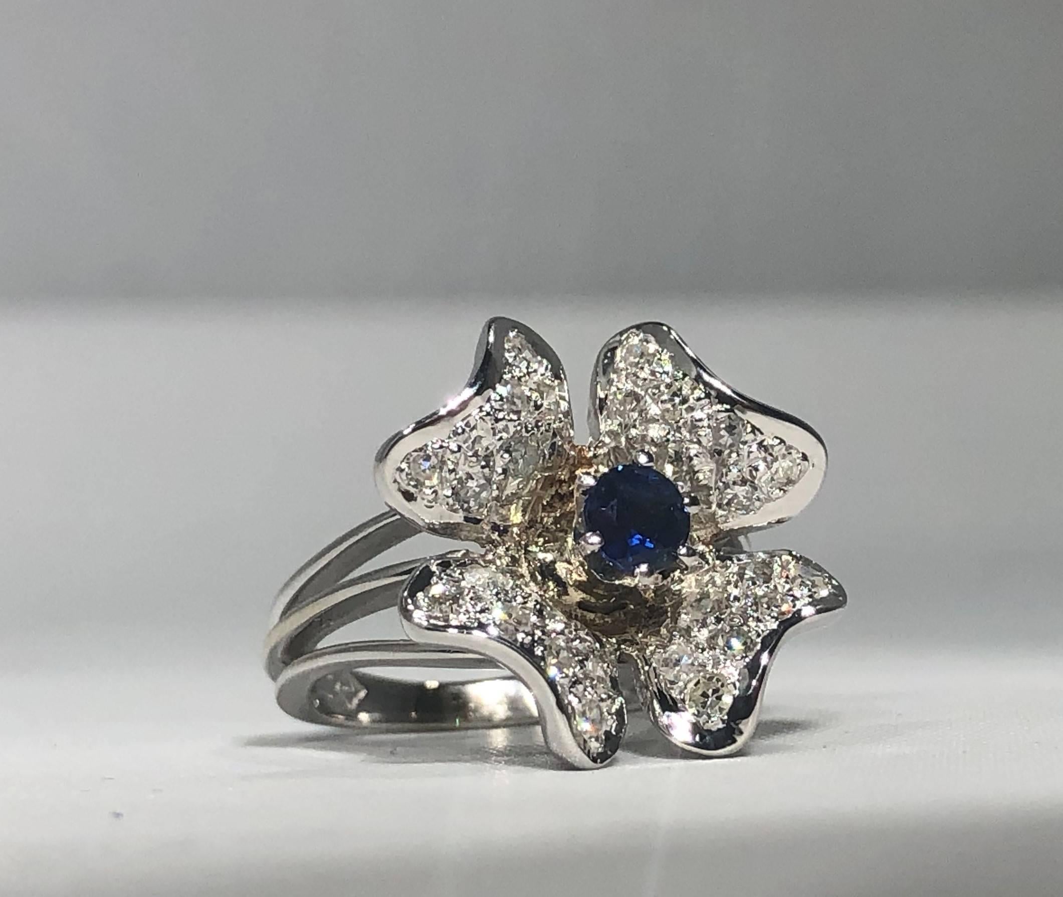 Vintage 1970s 14 Karat Sapphire and Diamond Flower Cocktail Ring For Sale 2