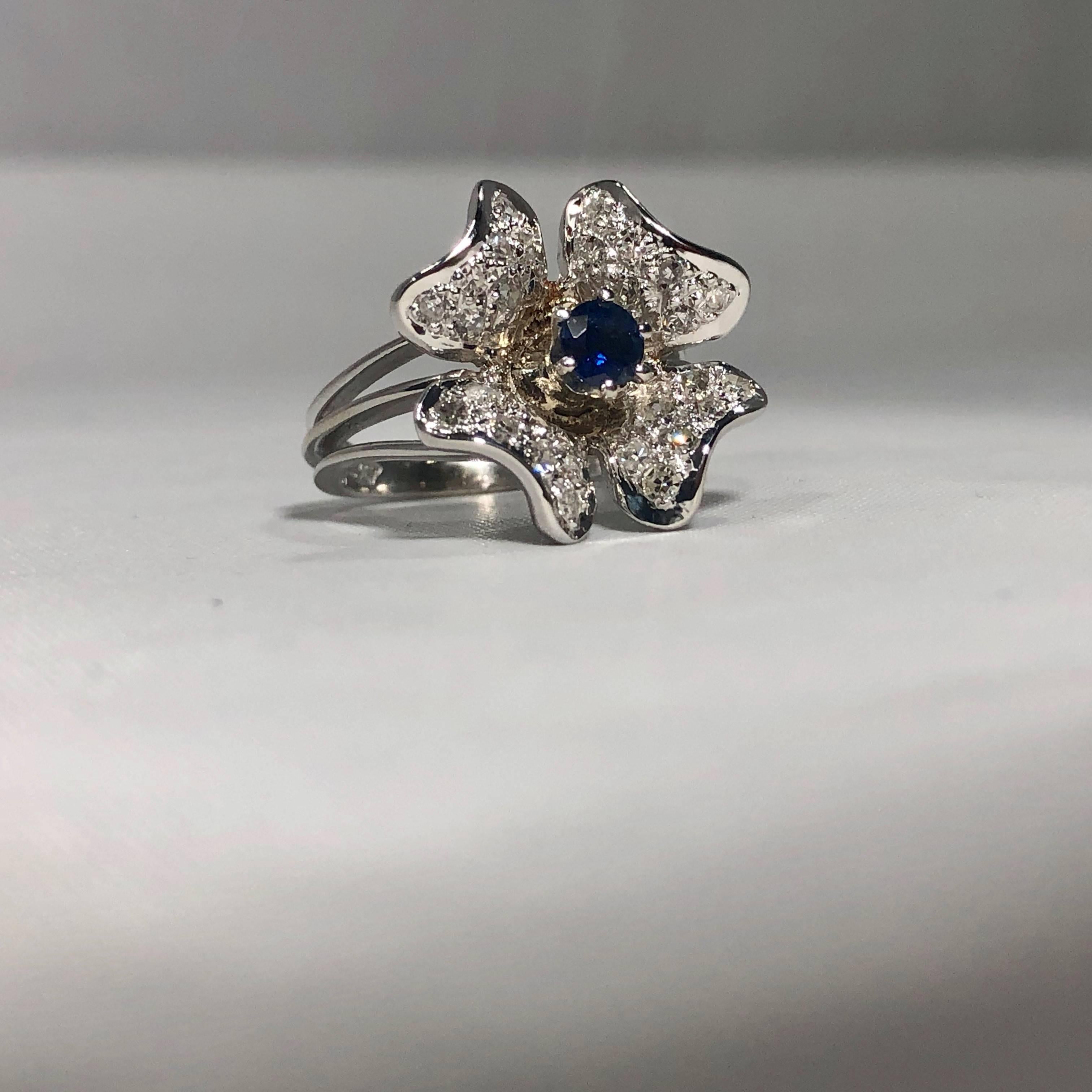 Vintage 1970s 14 Karat Sapphire and Diamond Flower Cocktail Ring For Sale 3