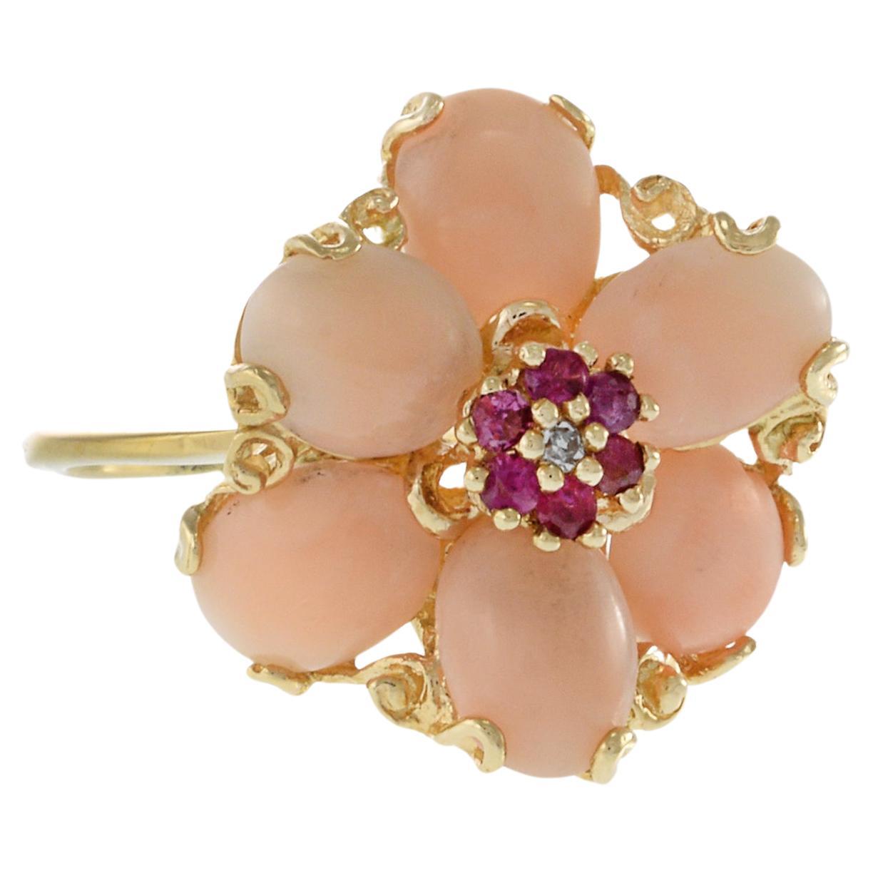 Anello Vintage By 1970 in oro giallo 14KT con corallo, rubino e diamanti