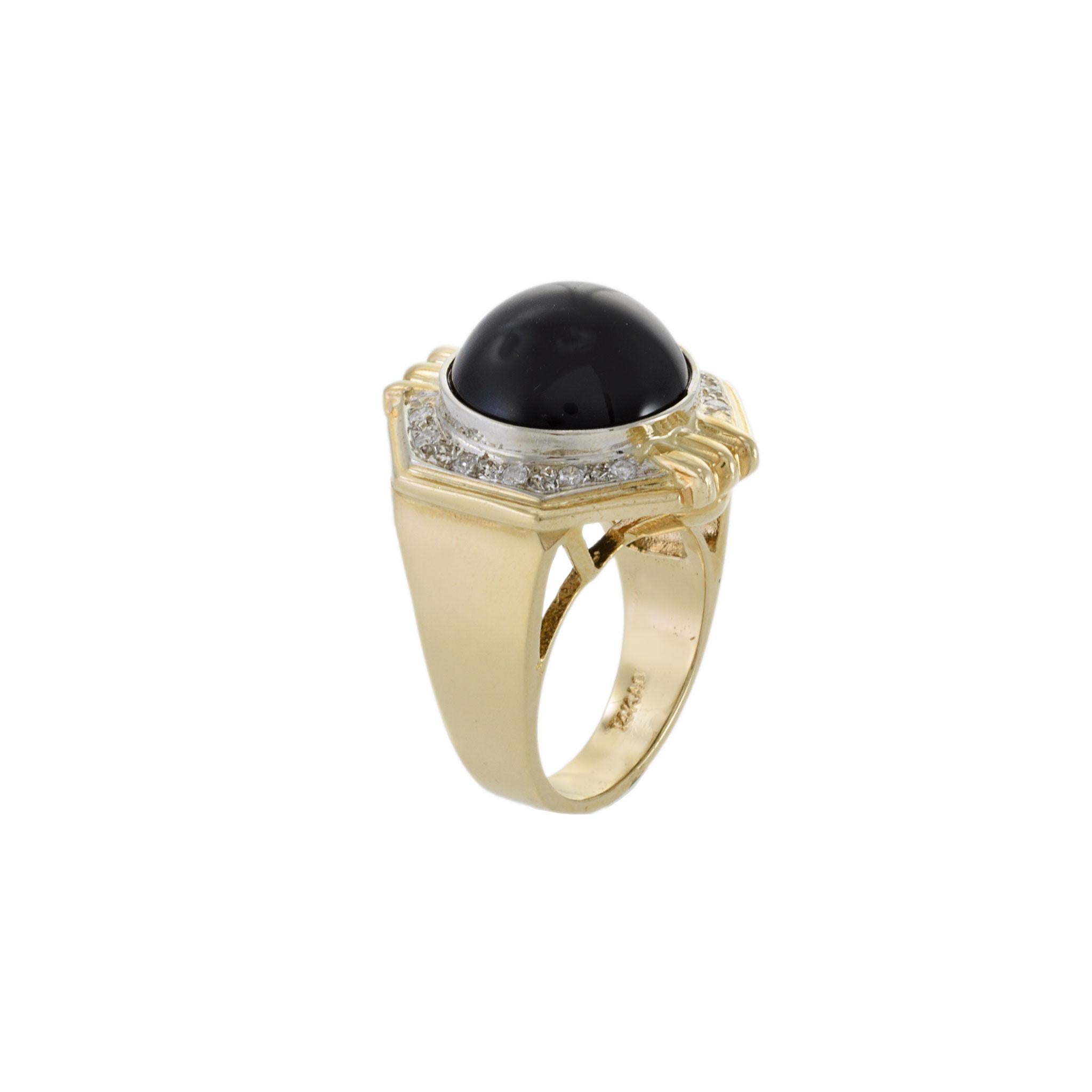 Women's or Men's Vintage 1970s 14KT Yellow Gold Diamond and Black Onyx Ring For Sale