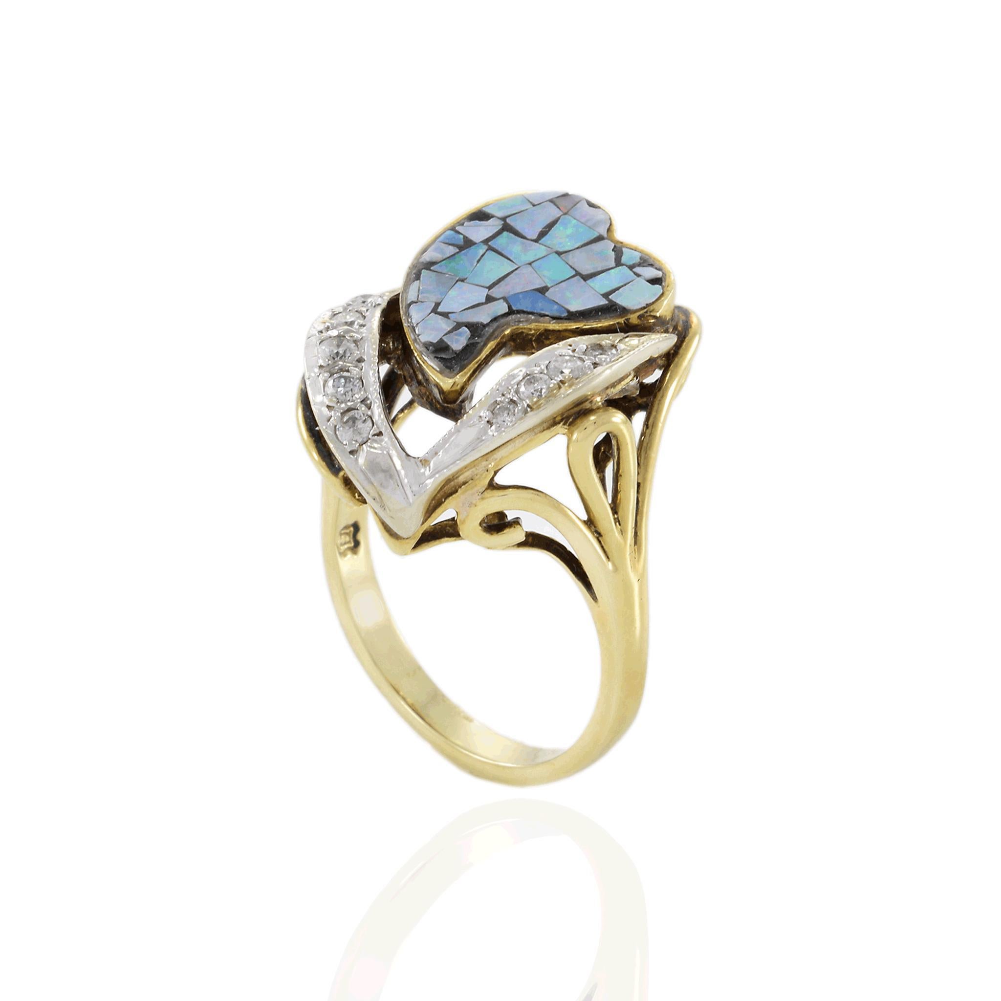 Vintage 1970s 14KT Gelbgold Mosaik Opal und Diamant Herz Ring im Angebot 1