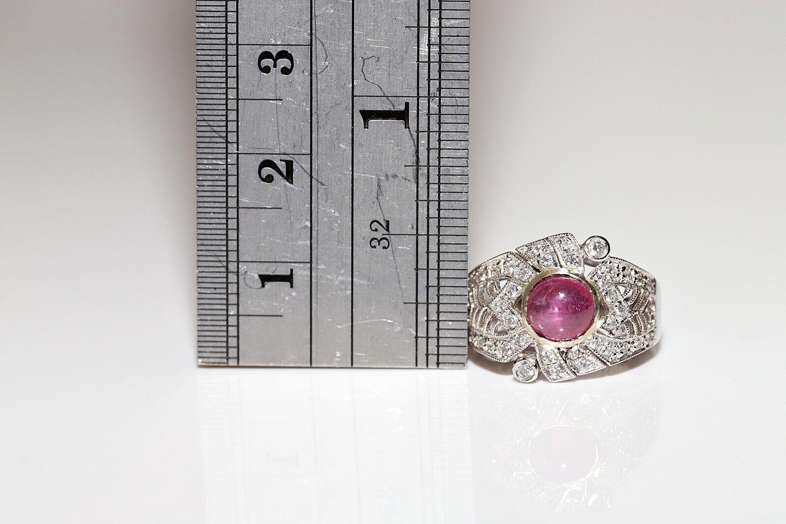 Dekorierter Vintage-Ring aus 18 Karat Gold mit natürlichem Diamant und Cabochon-Rubin, 1970er Jahre im Angebot 1