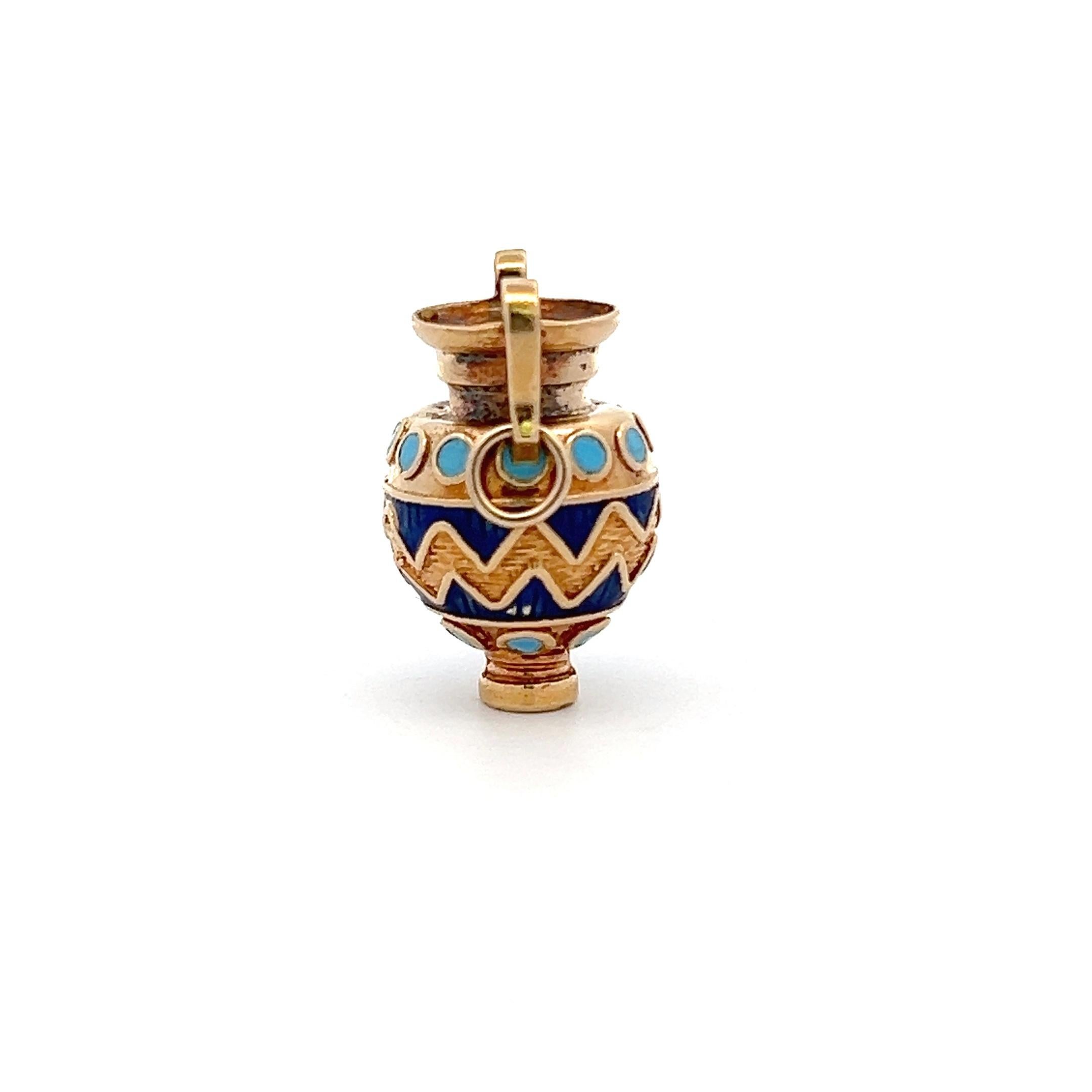 Revival Ciondolo brocca d'acqua vintage anni '70 in oro giallo 18k e smalto blu in vendita