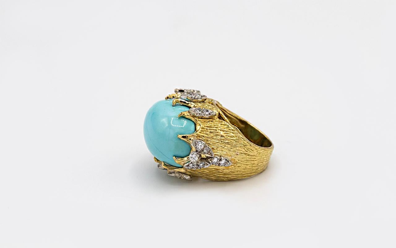 Vintage 1970's 18K Yellow Gold Oval Turquoise and Diamond Ring For Sale 1
