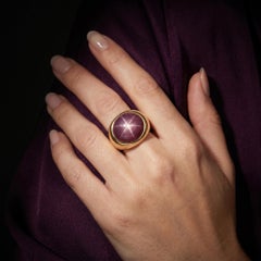 Vintage 1970er 18KT Gold 26.00ct Natural Star Ruby Dome Ring