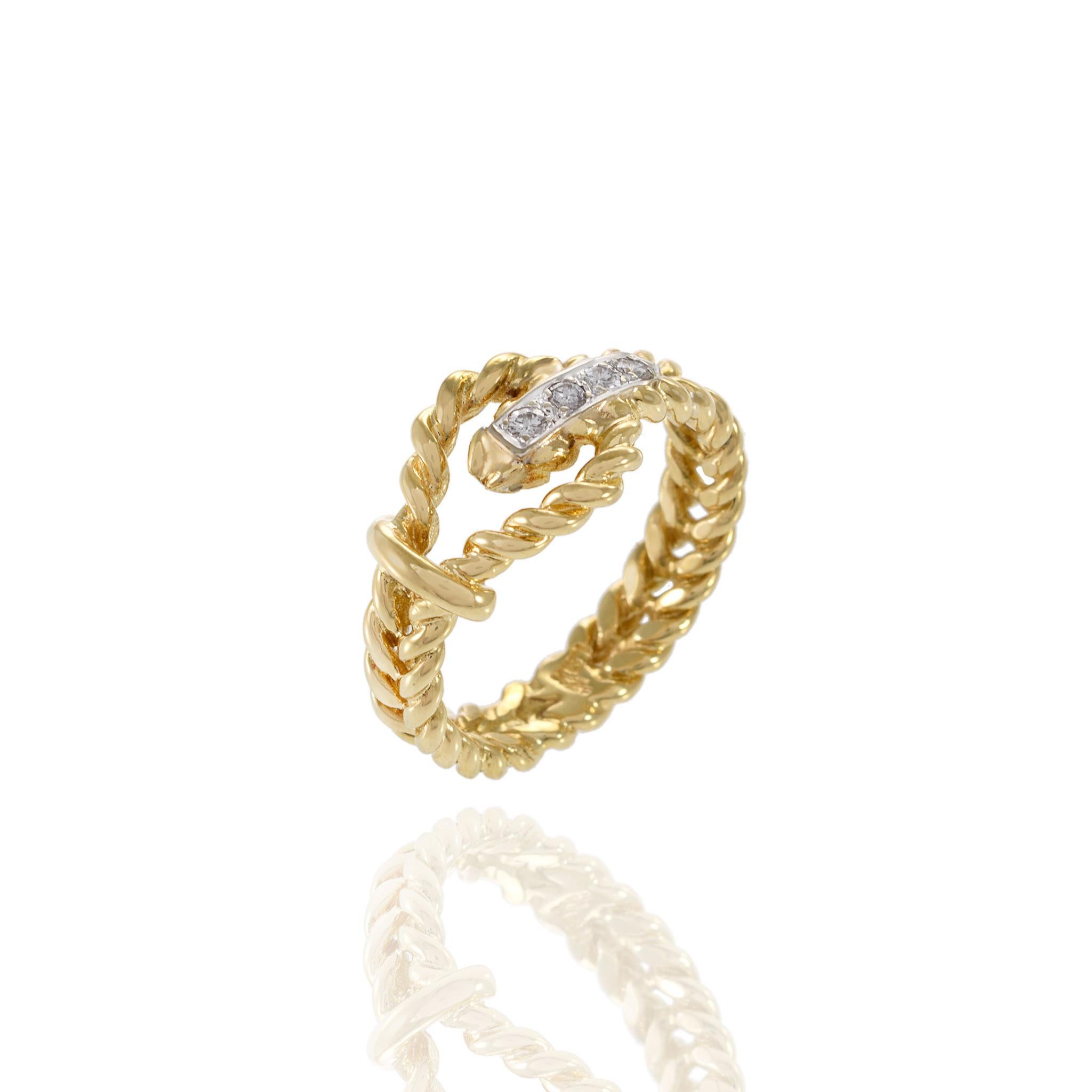 Round Cut Vintage 1970s 18KT Yellow Gold Diamond Rope Ring For Sale