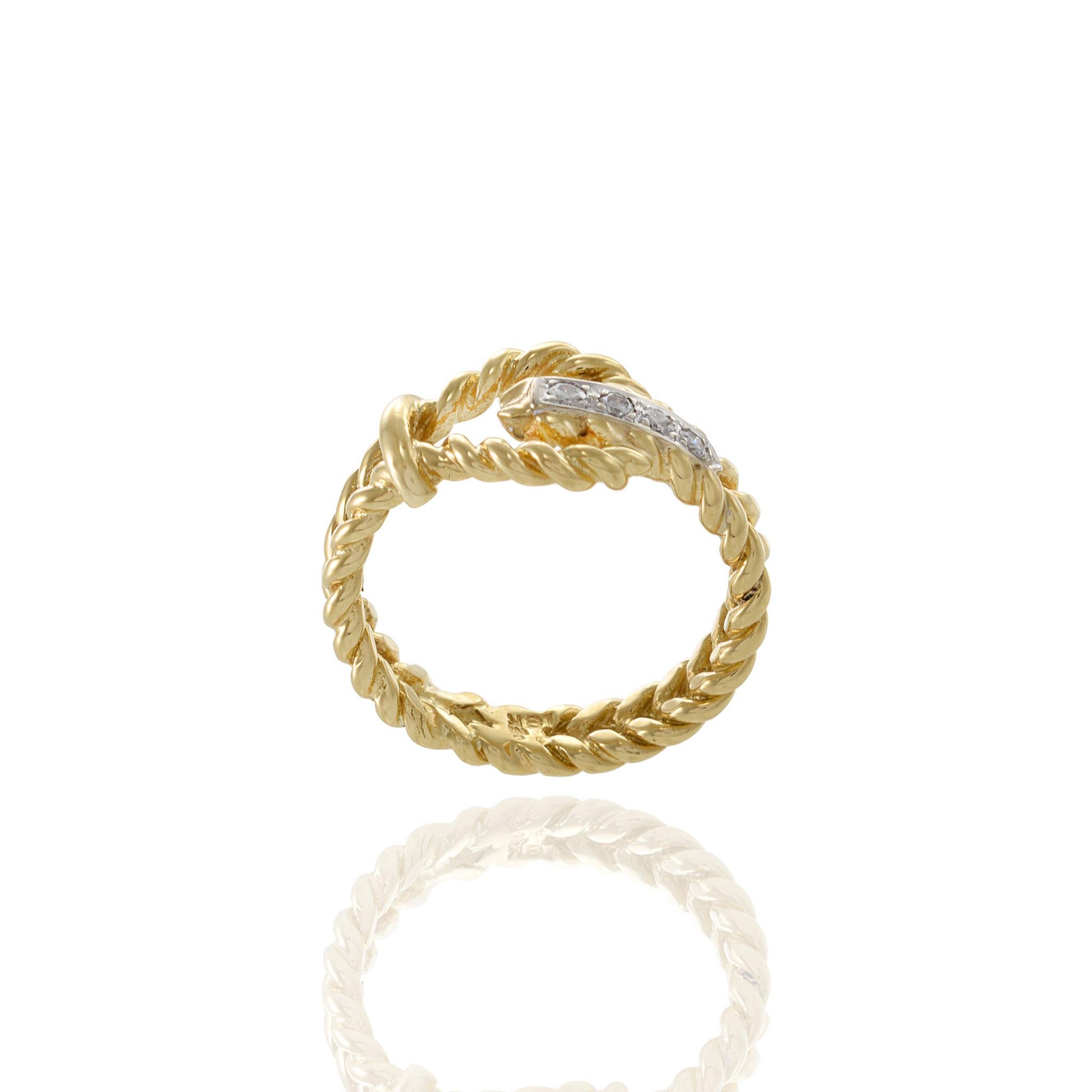 Vintage 1970s 18KT Yellow Gold Diamond Rope Ring For Sale 2