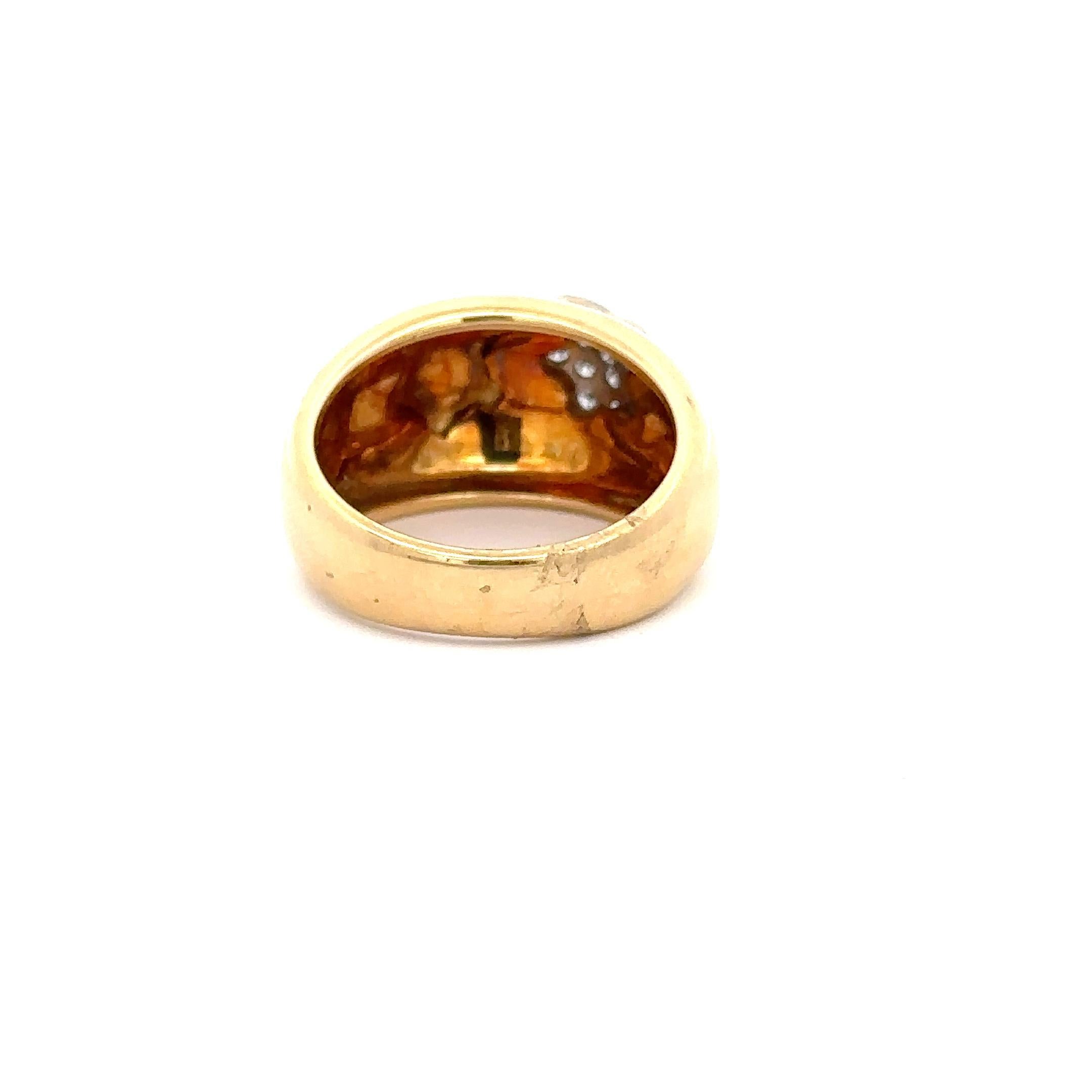 Round Cut Vintage 1970s 18KT Yellow Gold Green Enamel And Diamond Stars Ring