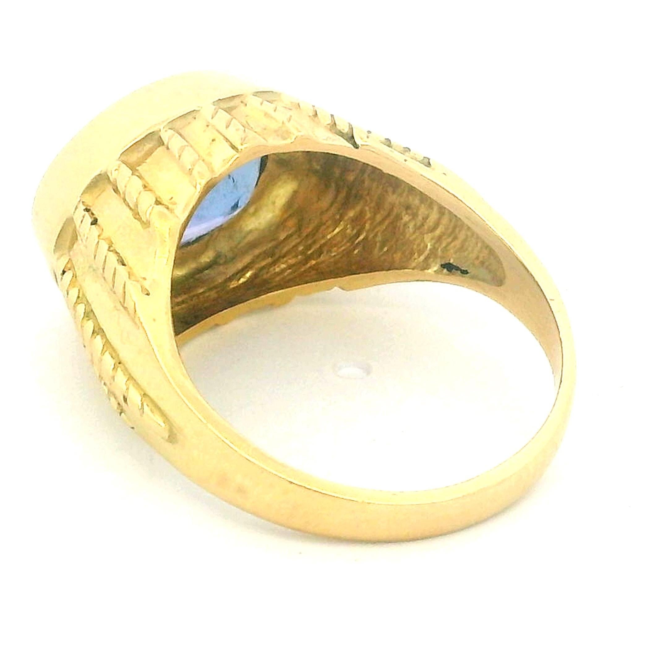 da uomo o donna Anello vintage degli anni '70-'80 in oro giallo 18 carati con tanzanite da 4 carati in vendita