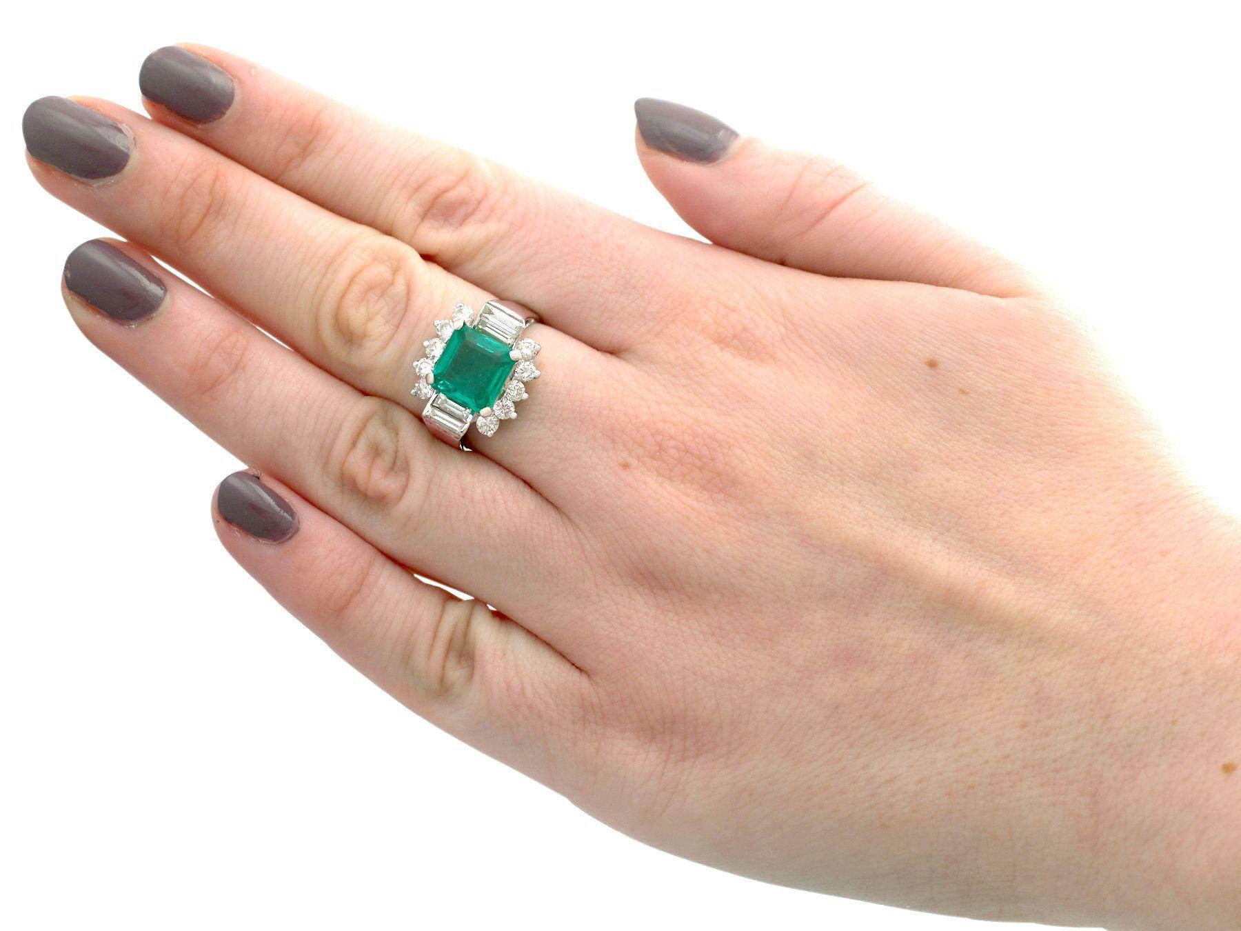 Vintage 1970s 3.05 Carat Emerald Diamond White Gold Cocktail Ring For Sale 1