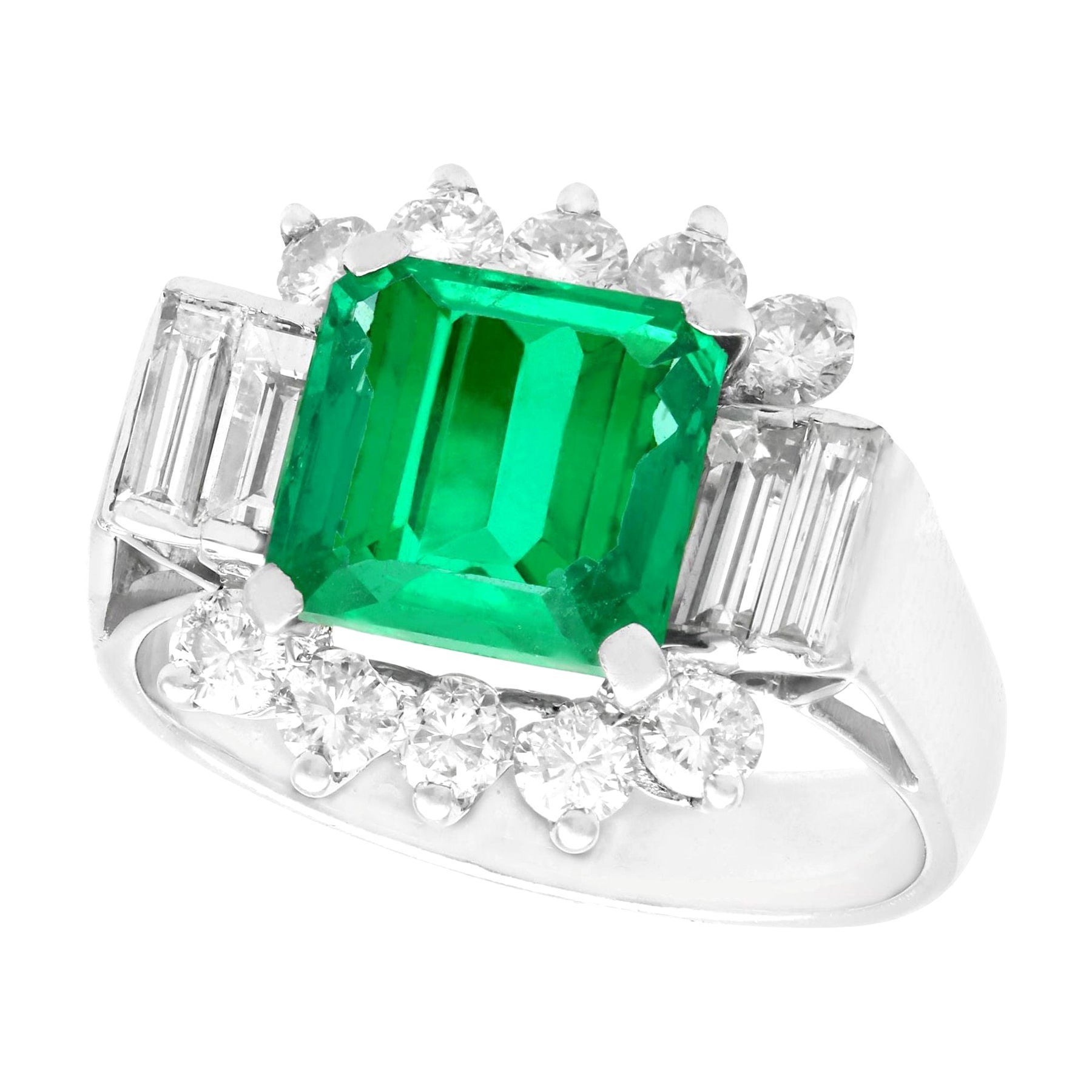 Anillo de cóctel de oro blanco con diamante esmeralda de 3,05 quilates de los años 70 vintage
