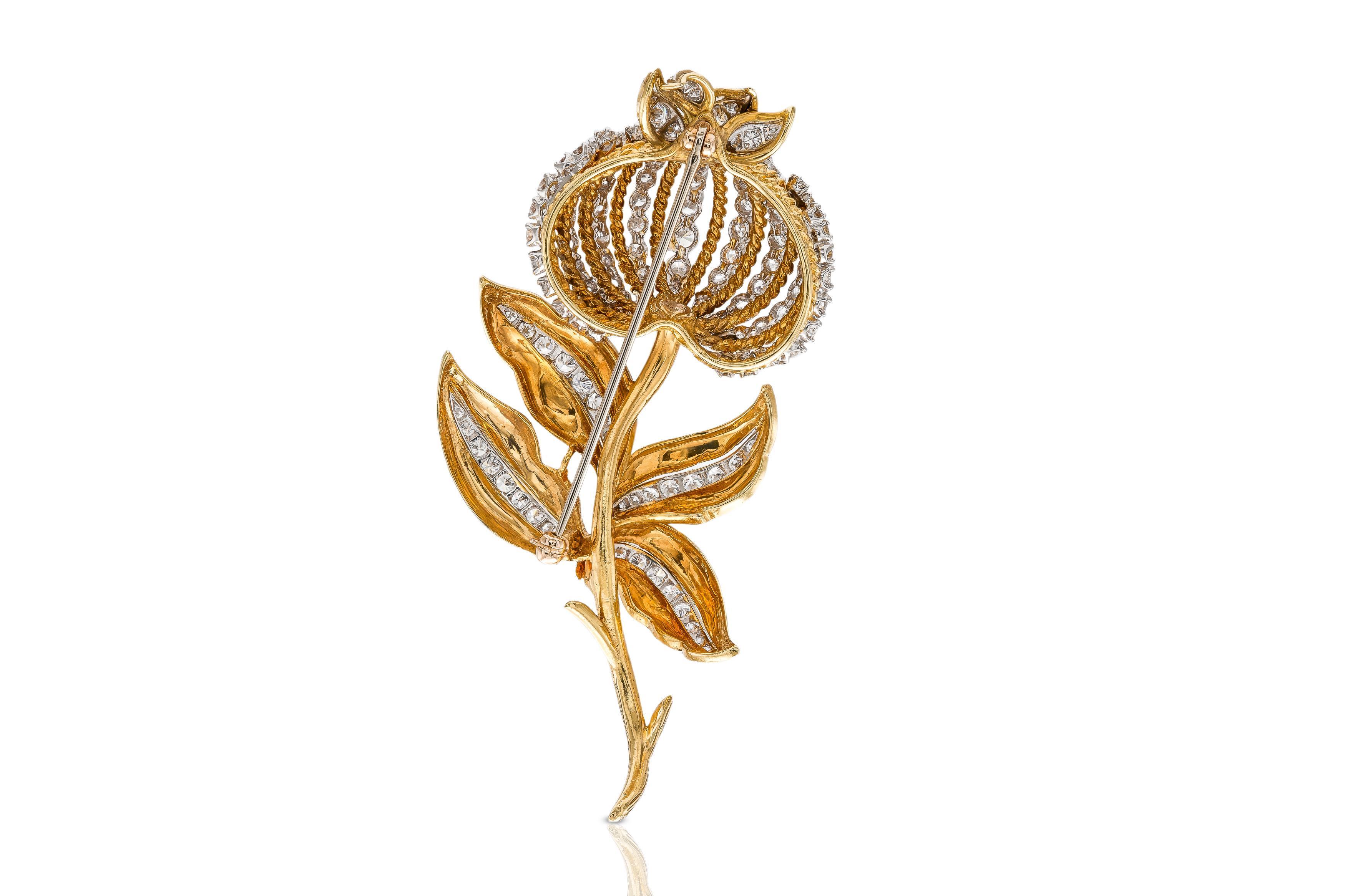 Vintage 1970s 8.00 Carat Flower Brooch In Good Condition For Sale In New York, NY