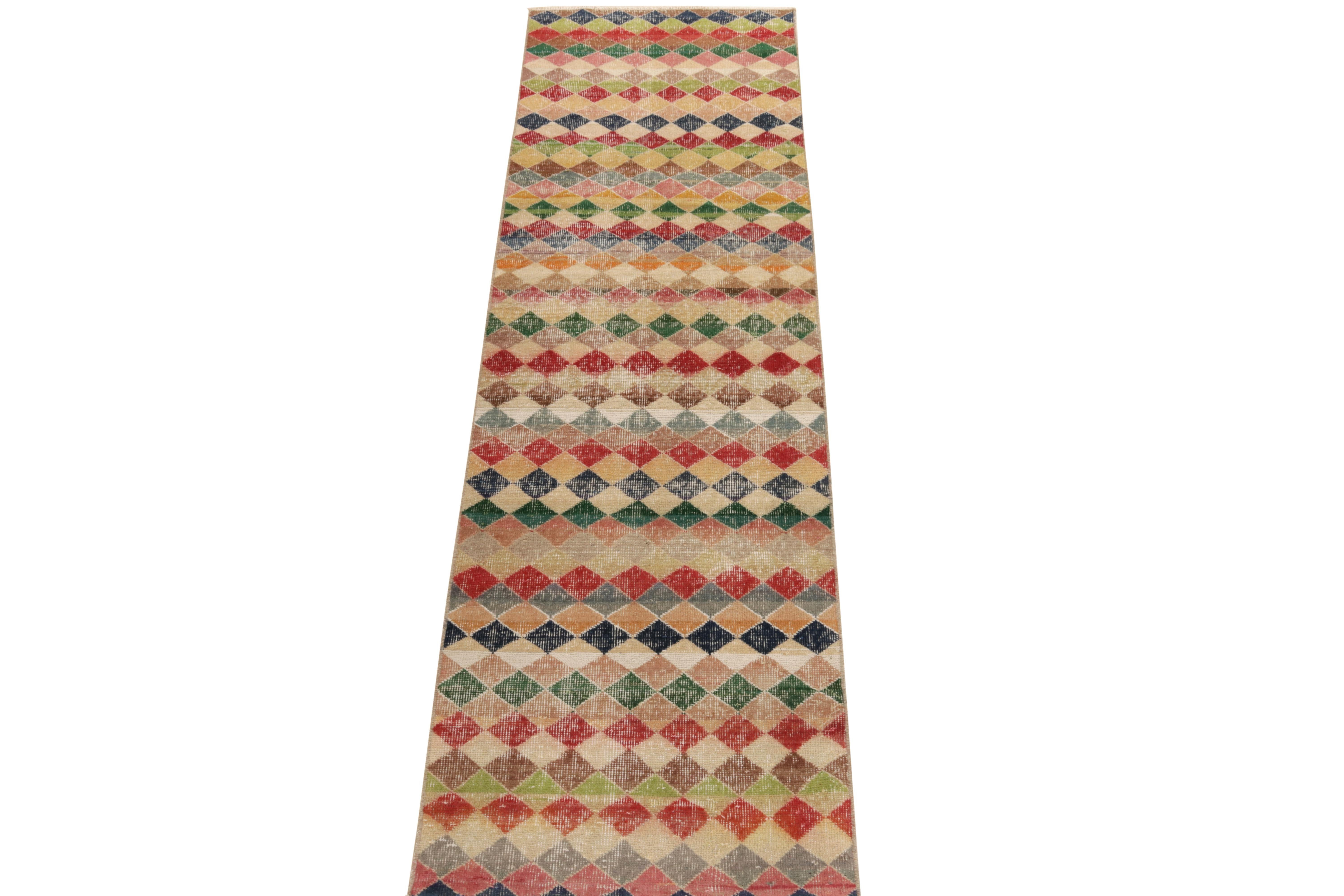 From Rug & Kilim’s Mid-Century Pasha collection, a 1960s piece celebrating the works of a bold designer from Turkey. 

Hand-knotted in wool, this 3x9 runner revels in the artist’s distinguished Deco style diamond pattern that lends an exceptional