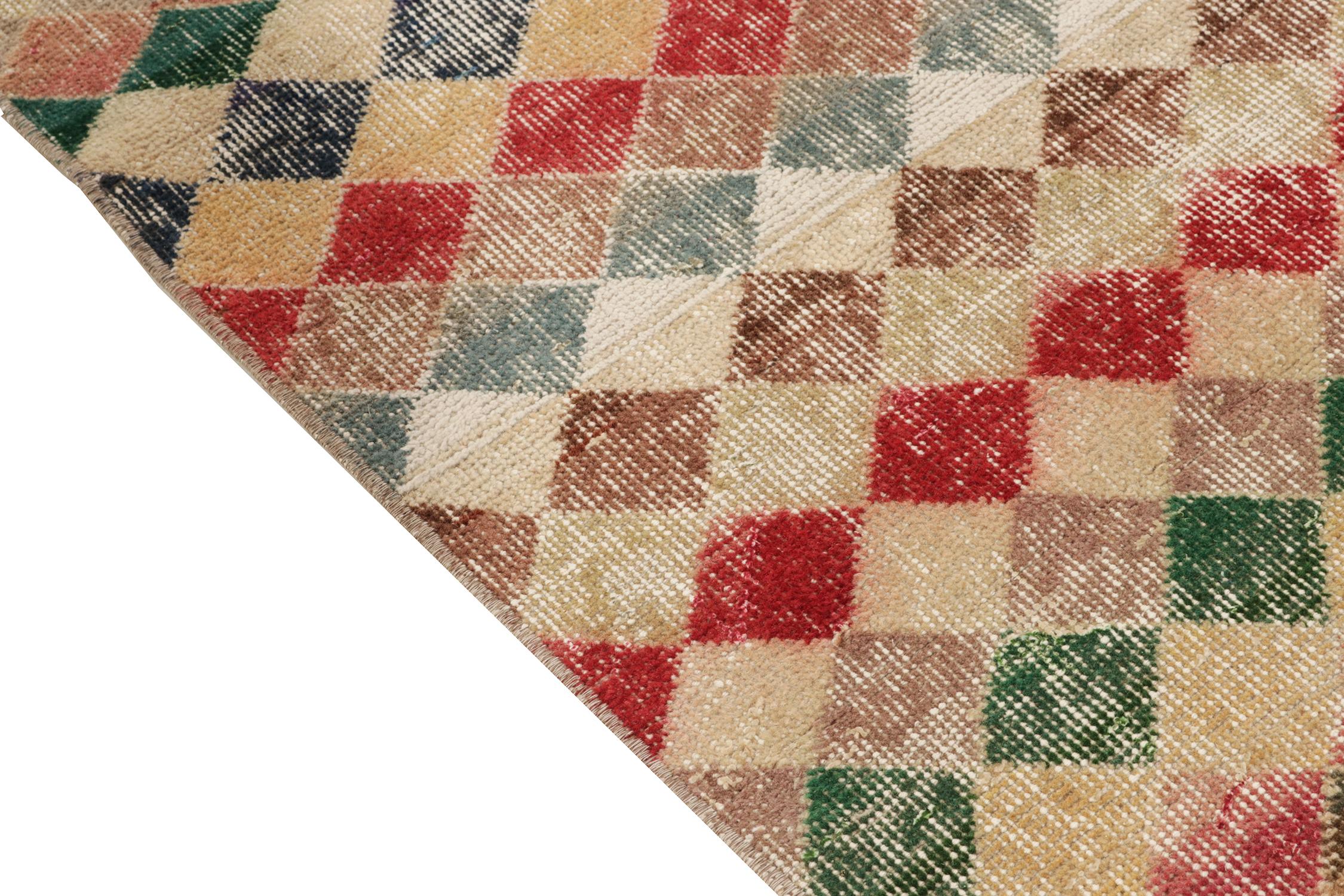 Art déco-Läufer mit mehrfarbigem geometrischem Muster von Teppich & Kelim, Vintage, 1970er Jahre (Handgeknüpft) im Angebot