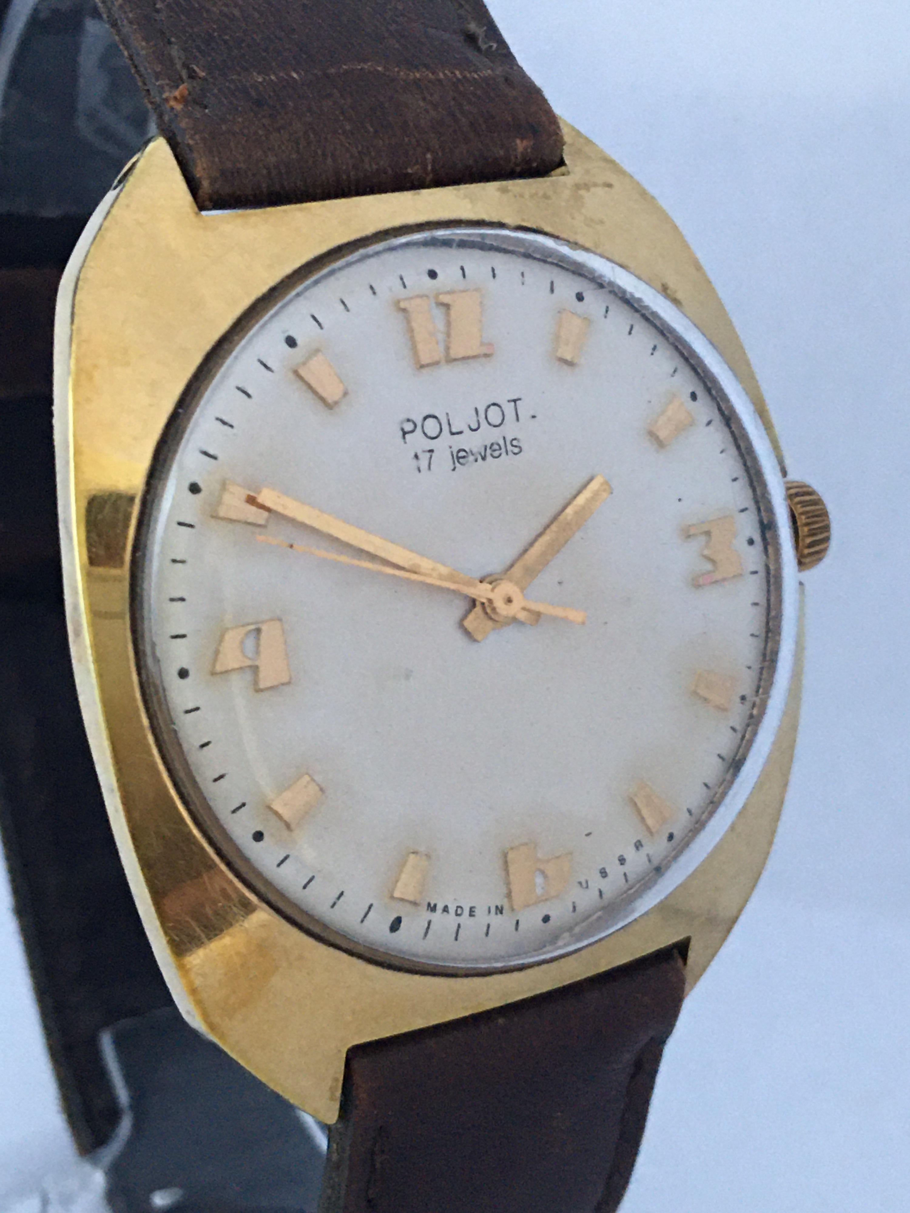 This beautiful and classic hand winding watch is in good working condition and it is running well. Visible signs of ageing and wear with light scratches and some tarnishes on the watch case small scratches on the glass as shown.

Please study the