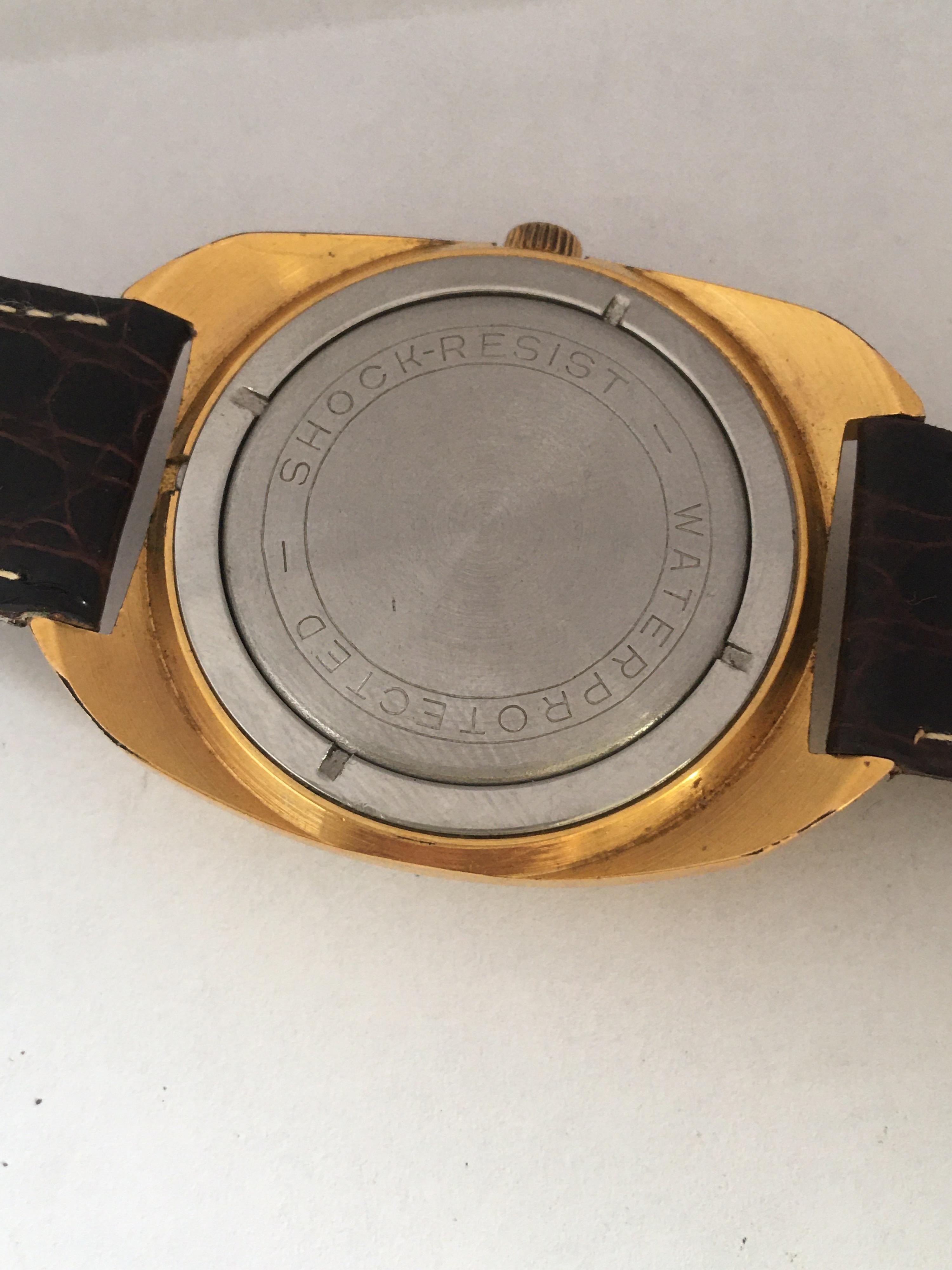 Women's or Men's Vintage 1970s AU20 Gold-Plated POLJOT Mechanical Watch For Sale