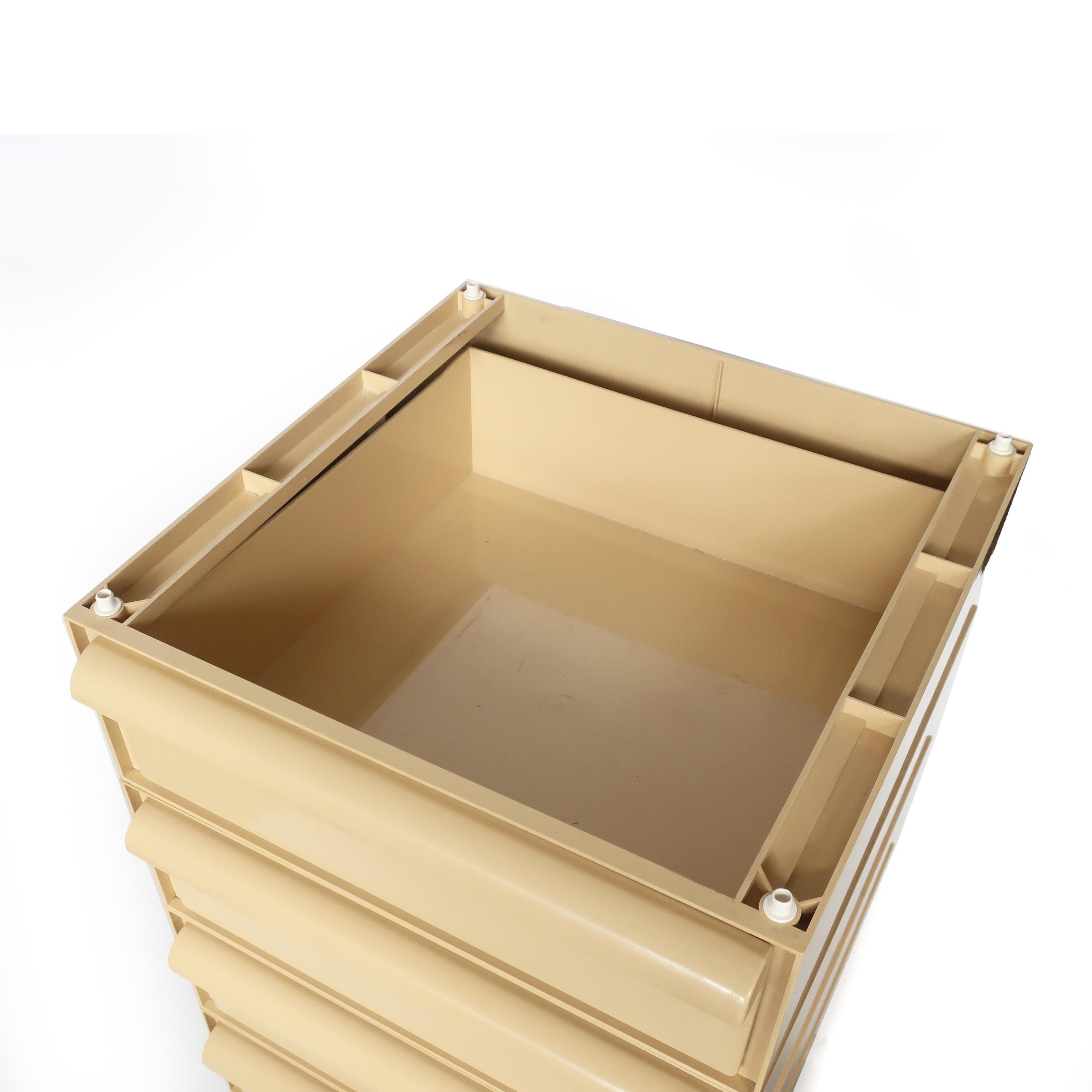 Vintage 1970s Beige Stacking Drawers by Simon Fussell for Kartell In Good Condition In Brooklyn, NY