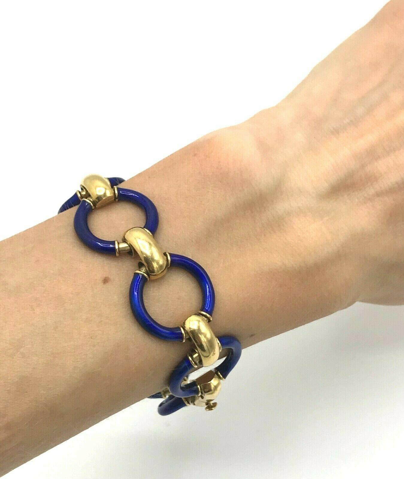 Vintage 1970s Blue Enamel Yellow Gold Link Bracelet In Excellent Condition In Beverly Hills, CA