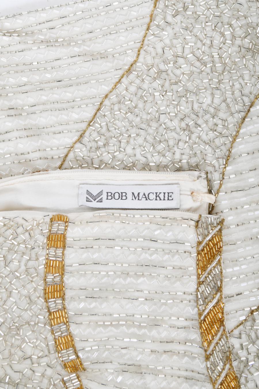 Vintage 1984 Bob Mackie Dokumentiertes elfenbeinfarbenes perlenbesetztes One-Shoulder-Göttin-Kleid aus Seide 16