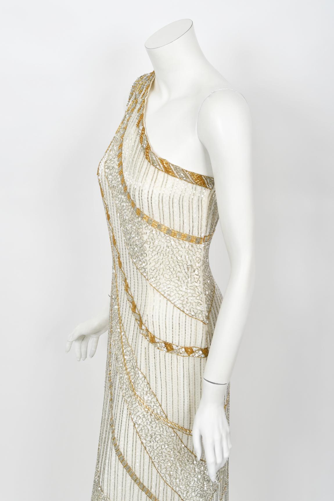 Vintage 1984 Bob Mackie Dokumentiertes elfenbeinfarbenes perlenbesetztes One-Shoulder-Göttin-Kleid aus Seide 4