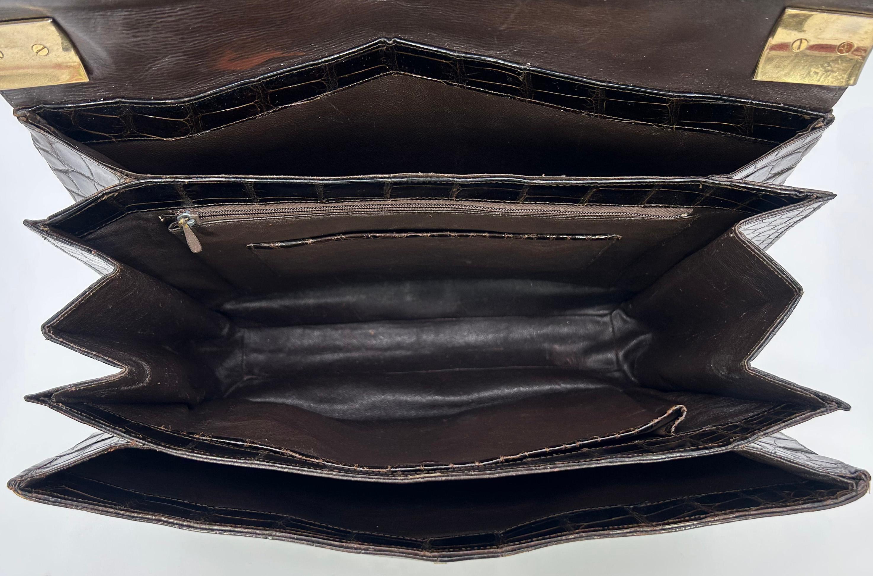 Vintage 1970s Brown Alligator Portfolio Top Handle Tote For Sale 6