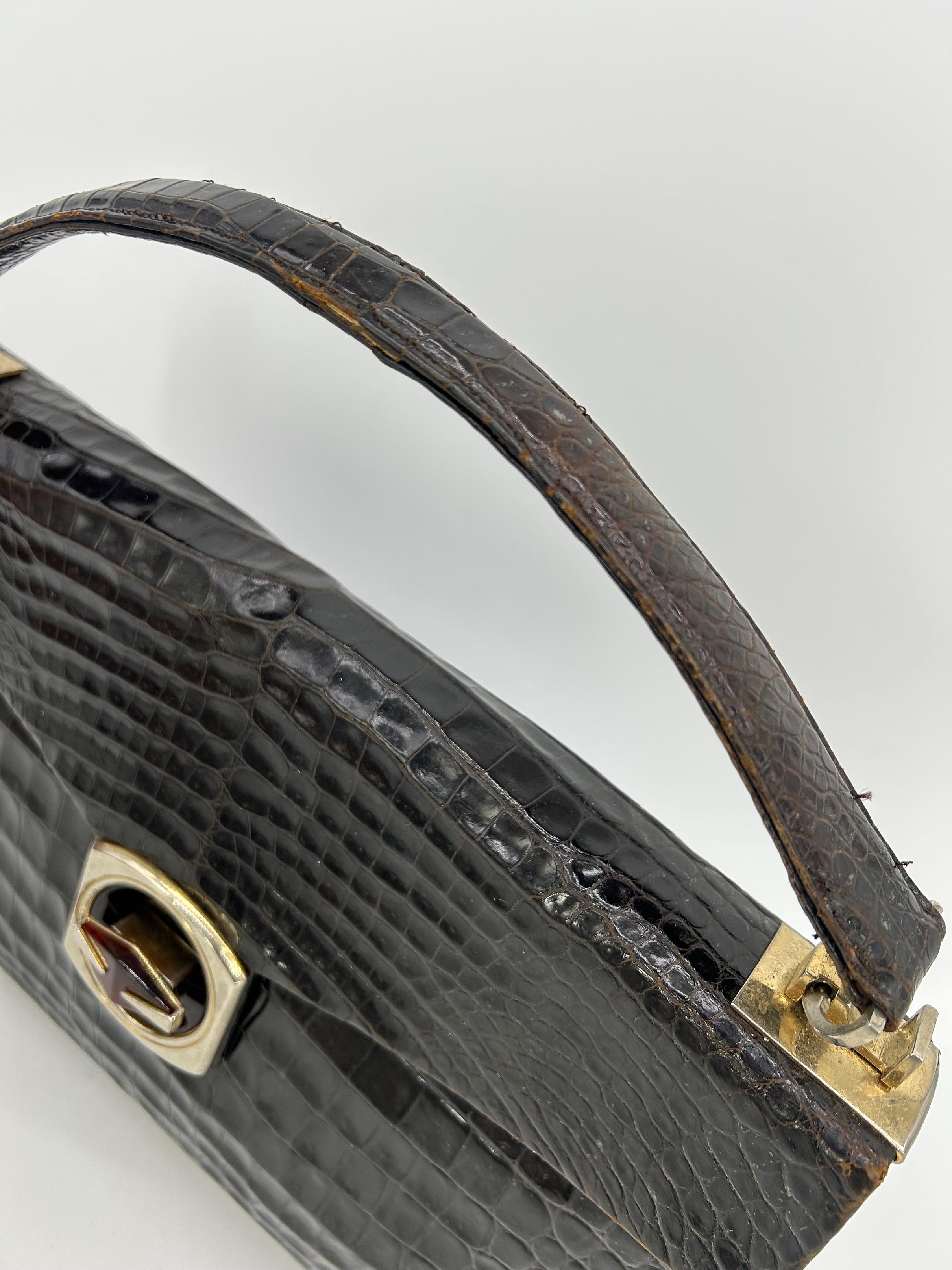 Vintage 1970s Brown Alligator Portfolio Top Handle Tote For Sale 3