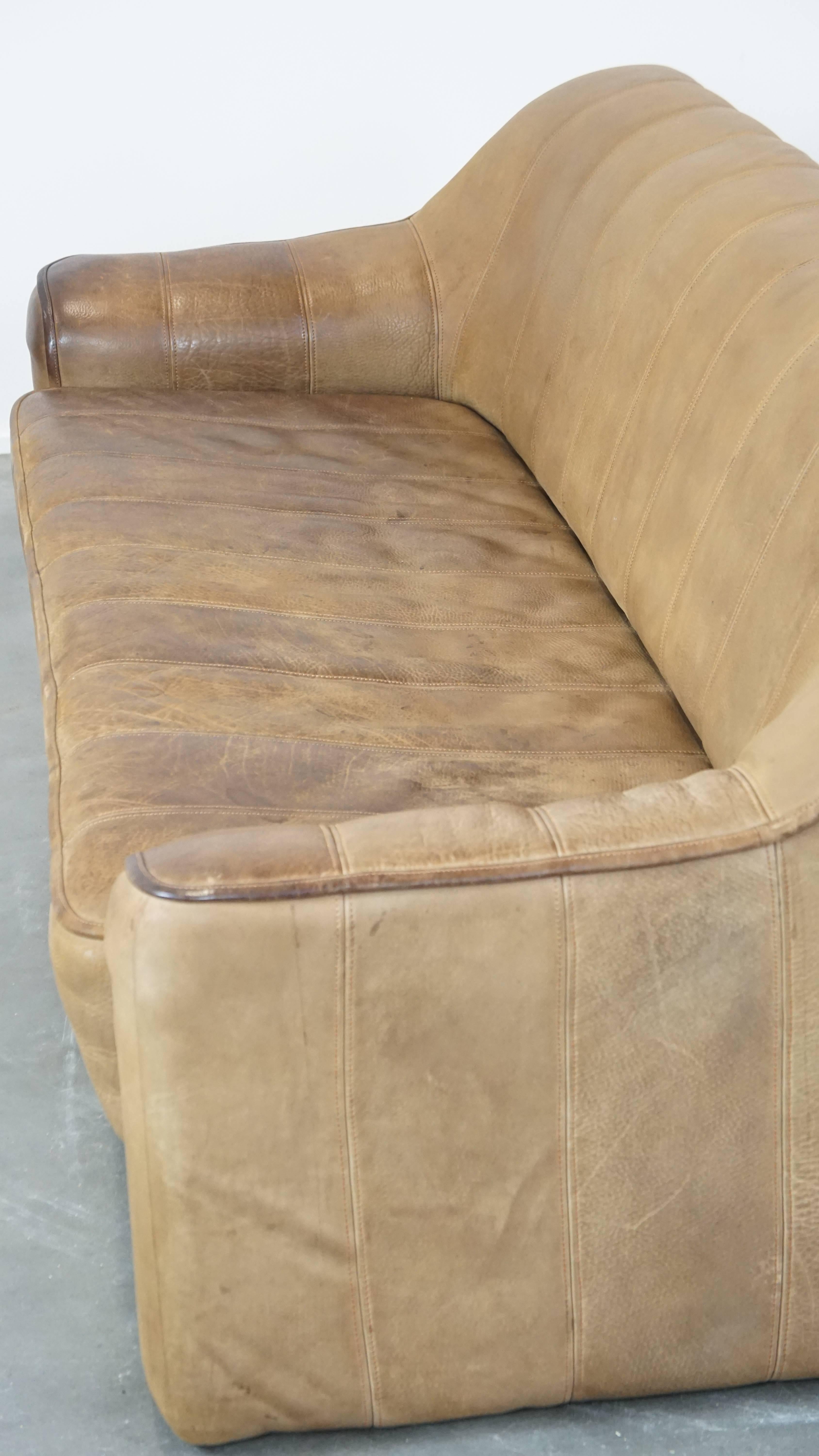 Canapé 2,5 places design buffle des années 1970 par De Sede, modèle DS44 en vente 2