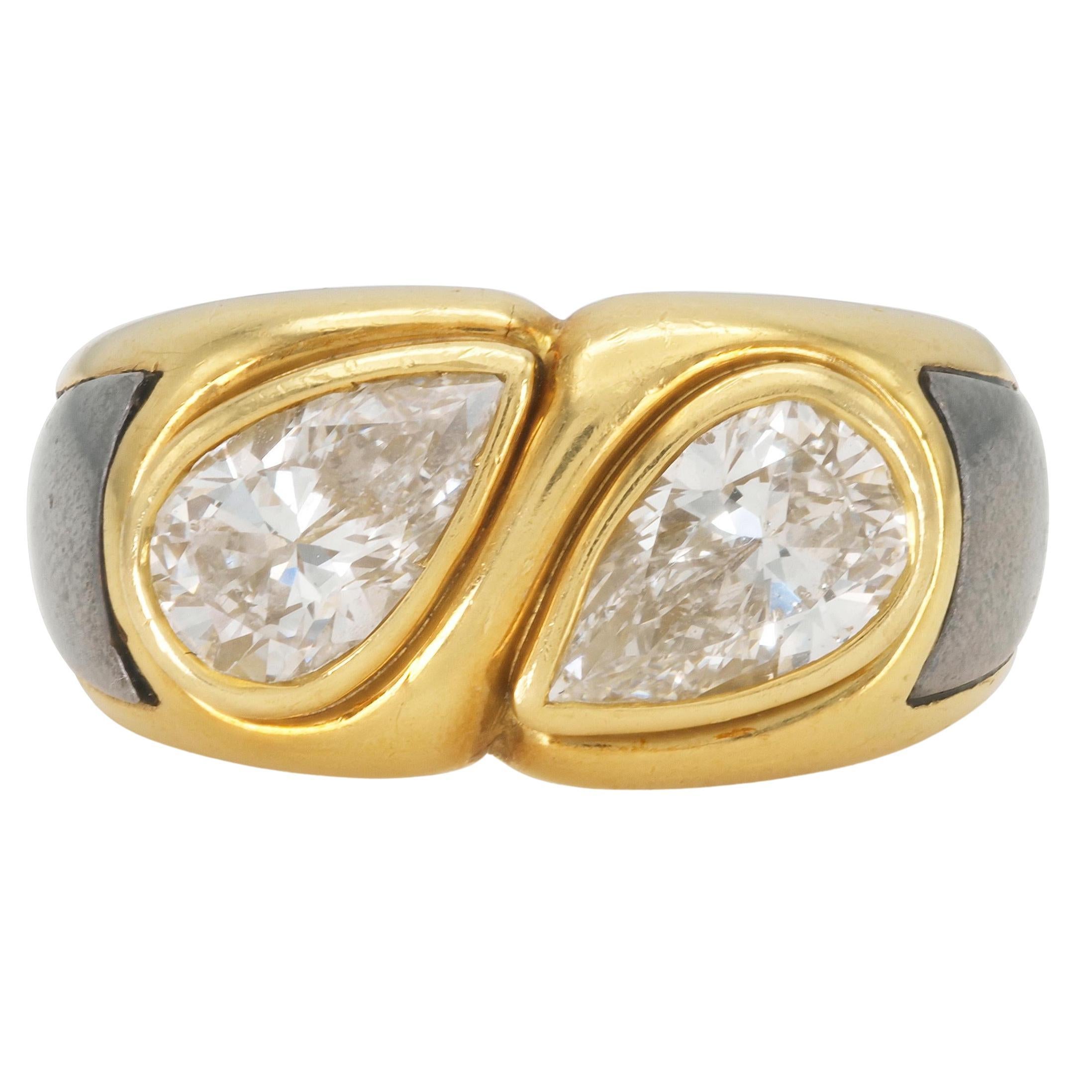 Vintage 1970s Bvlgari Two-Toned Gold and 2.33 Carat Pear-Shaped Diamonds Ring