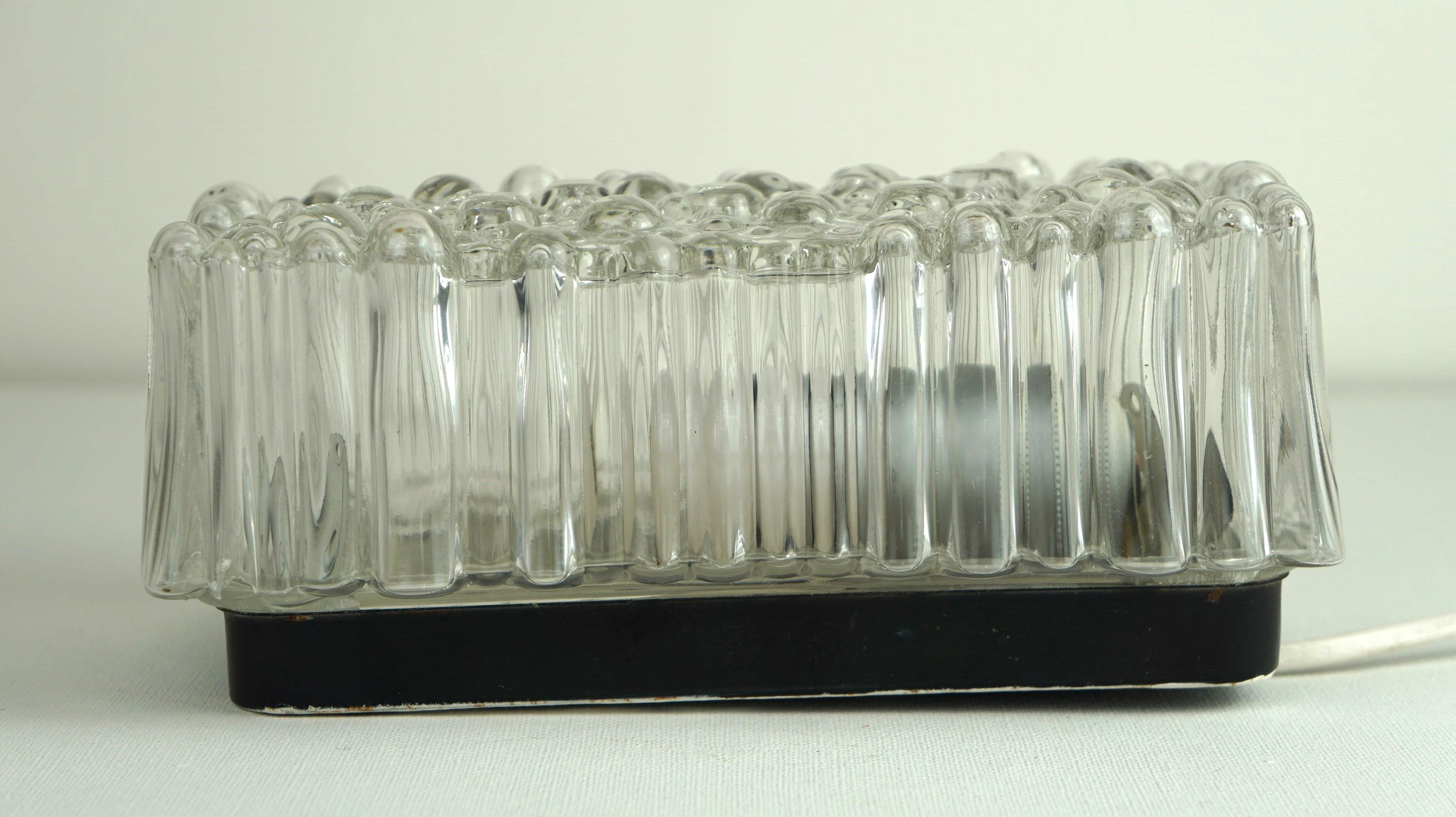 Vintage 1970er Deckenleuchte/Design-Wandlampe mit Blasenglas (Glas) im Angebot