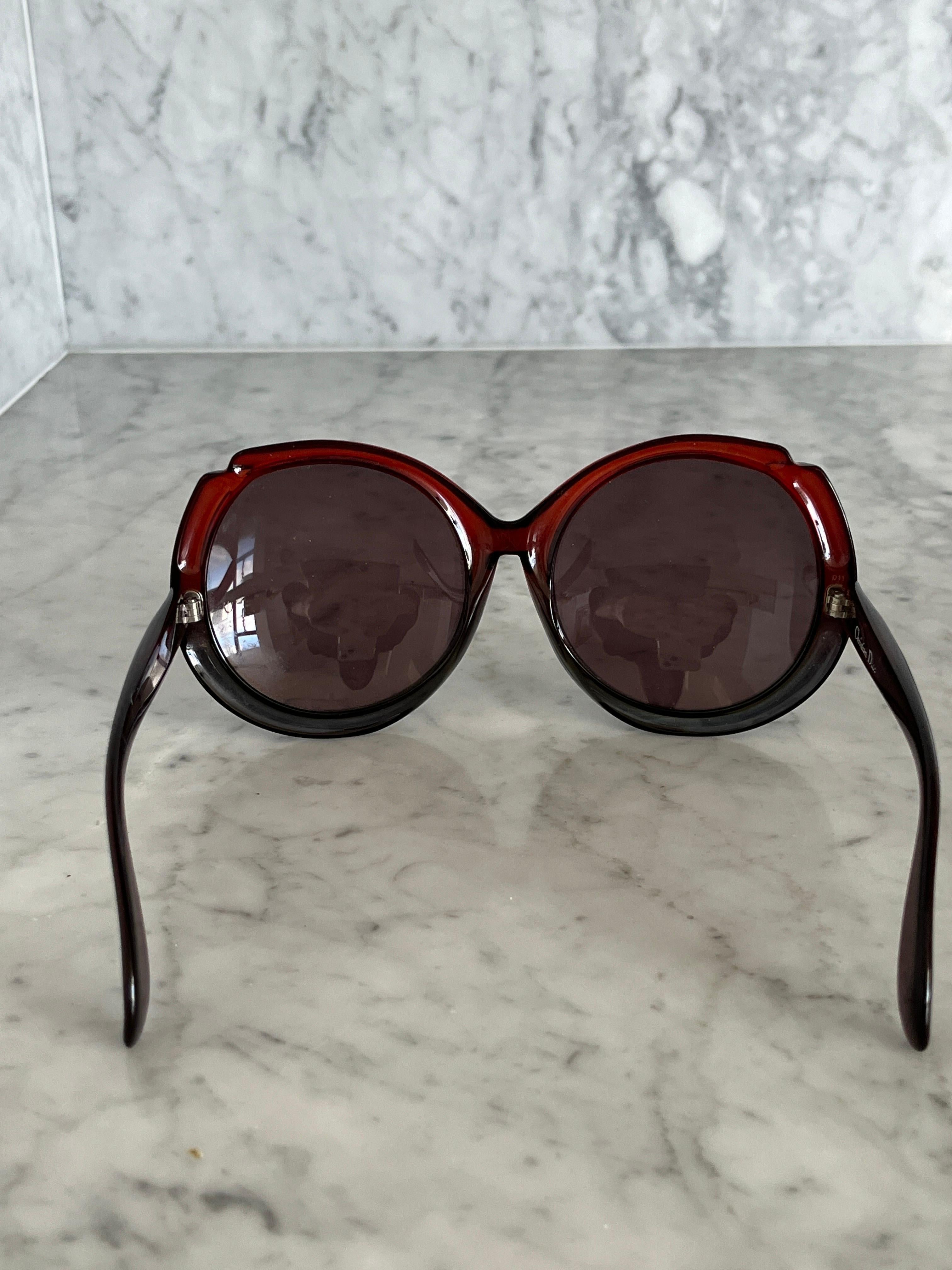 Amazing and rare vintage, Christian Dior sunglasses from the 1970's.

A truly special piece of the early 1970’s eyewear.

Gucci and many other designer labels have copied this style in the last few years but how great is it to have the real thing