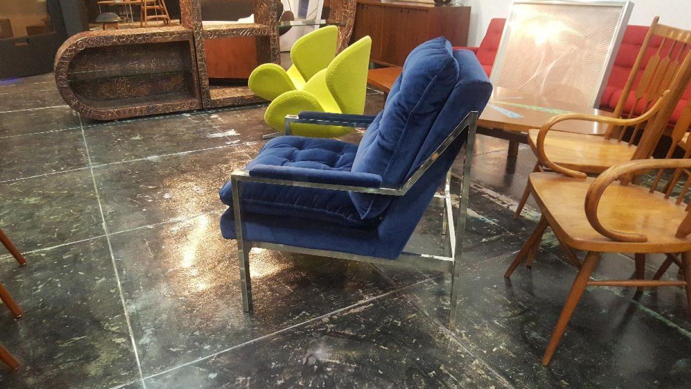 American Vintage 1970s Chrome Blue Velvet Lounge Chair Cy Mann Milo Baughman For Sale