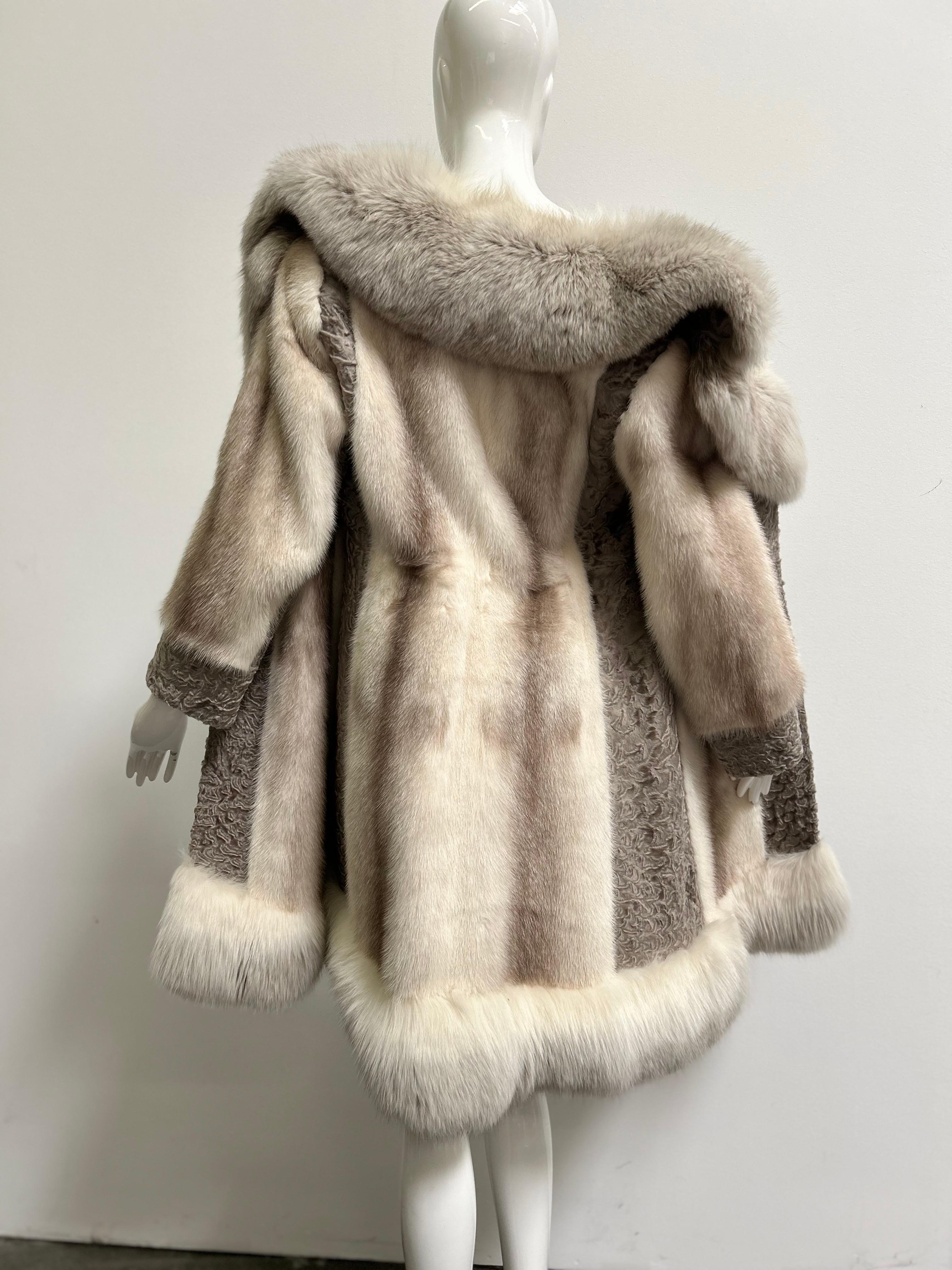 Vintage 1970s Cross Mink, Broadtail Lamb + Fox Fur Coat In Excellent Condition In Sparks, NV