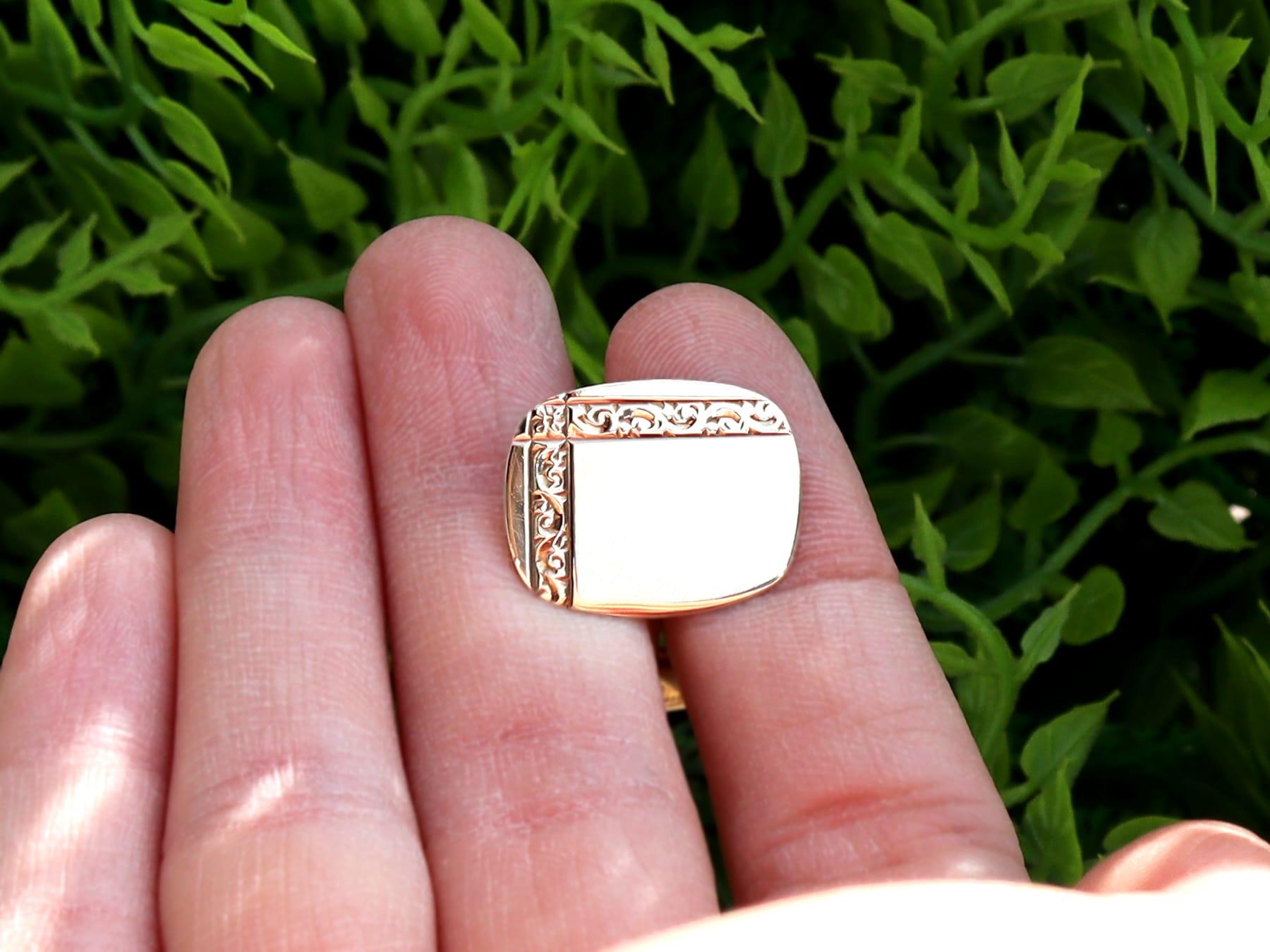 A fine, impressive pair of large rectangular vintage English 9 karat yellow gold cufflinks; an addition to our men's jewelry and estate jewelry collections.

These English cufflinks have been crafted in 9k yellow gold.

The cufflinks have a