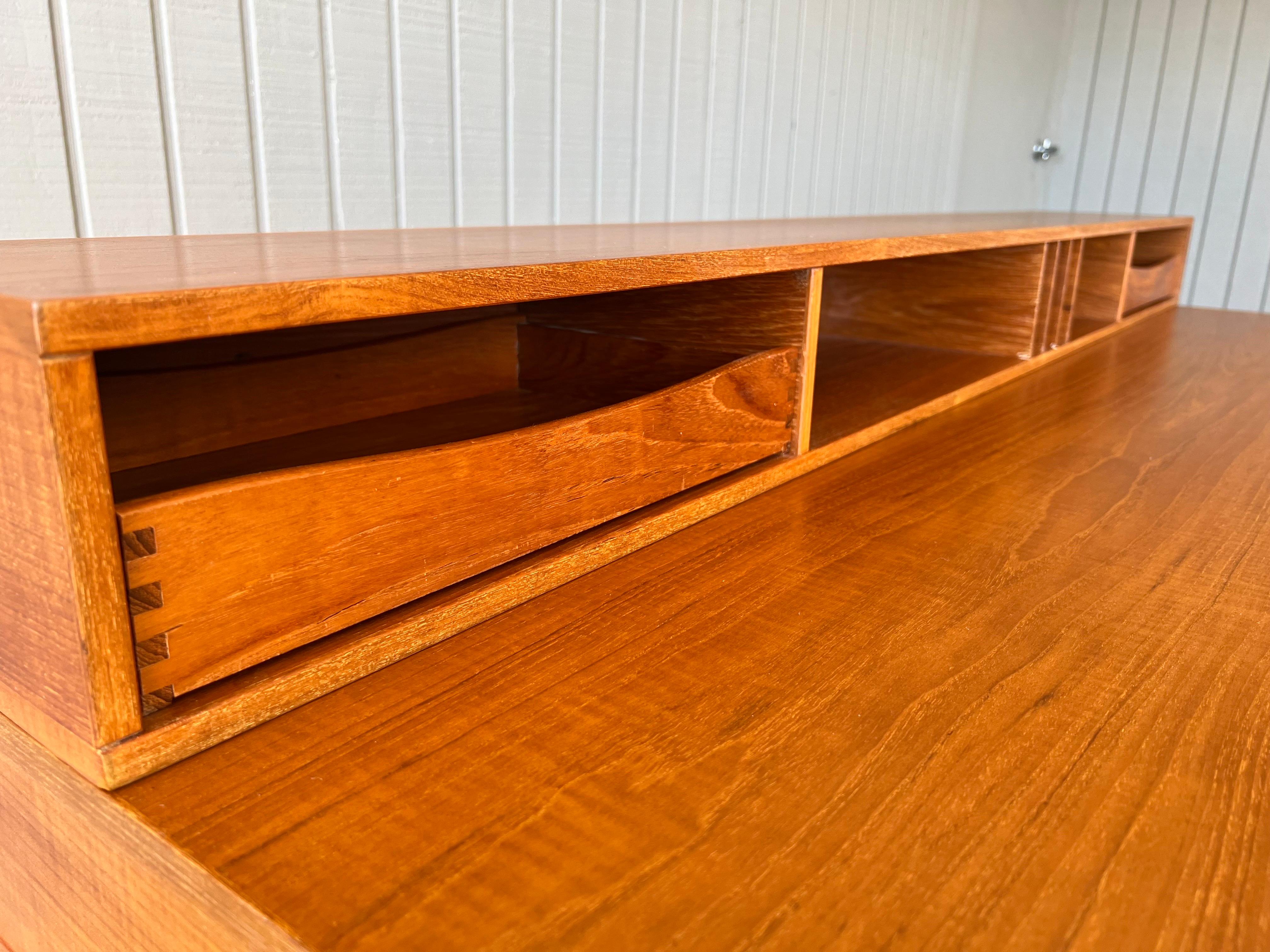Vintage 1970s Danish Mid Century Modern Teak Wood Lovig Desk For Sale 10