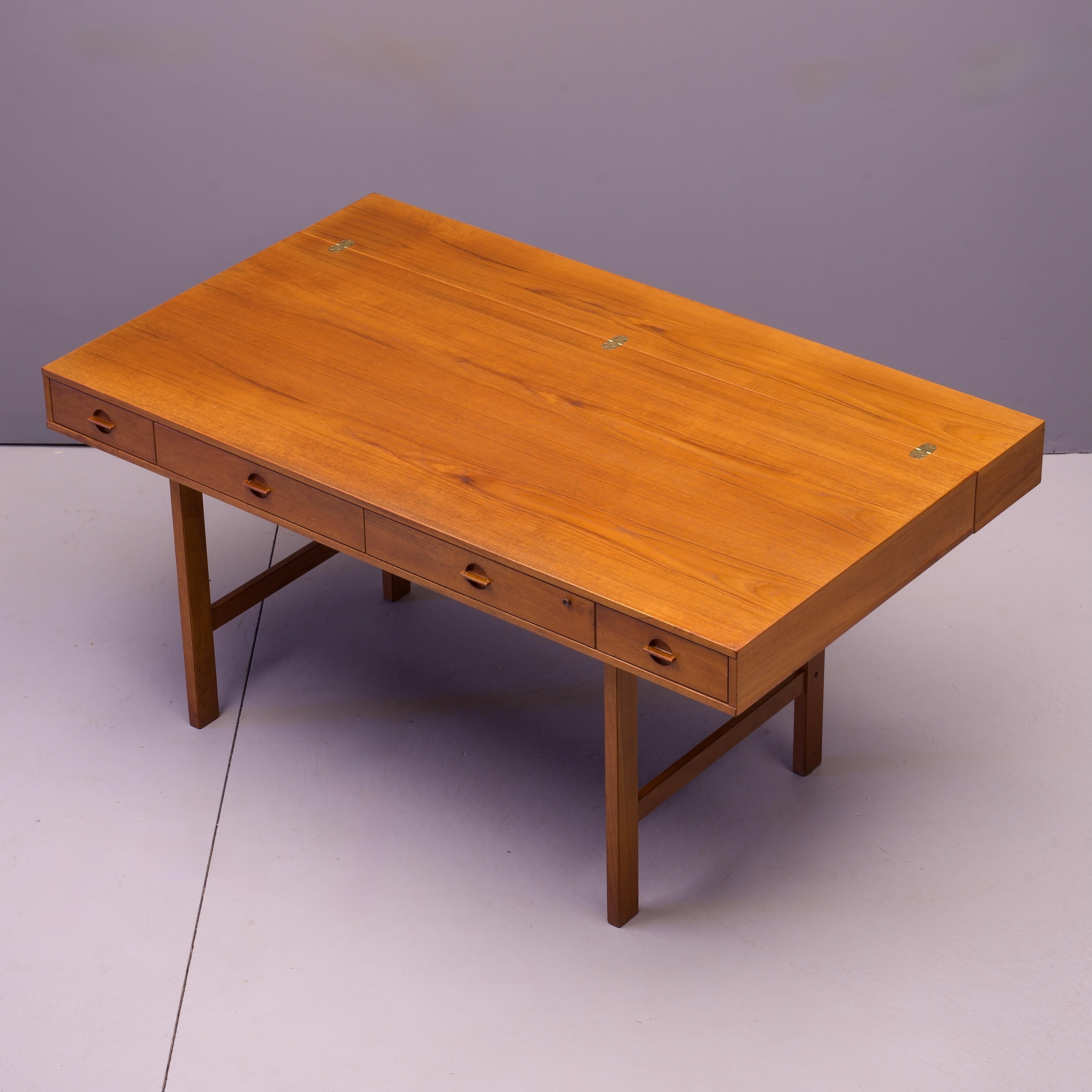 Scandinave moderne Bureau en teck vintage des années 1970 de Peter Lovig Nielsen (Danish Modern Flip-Top Partners) en vente
