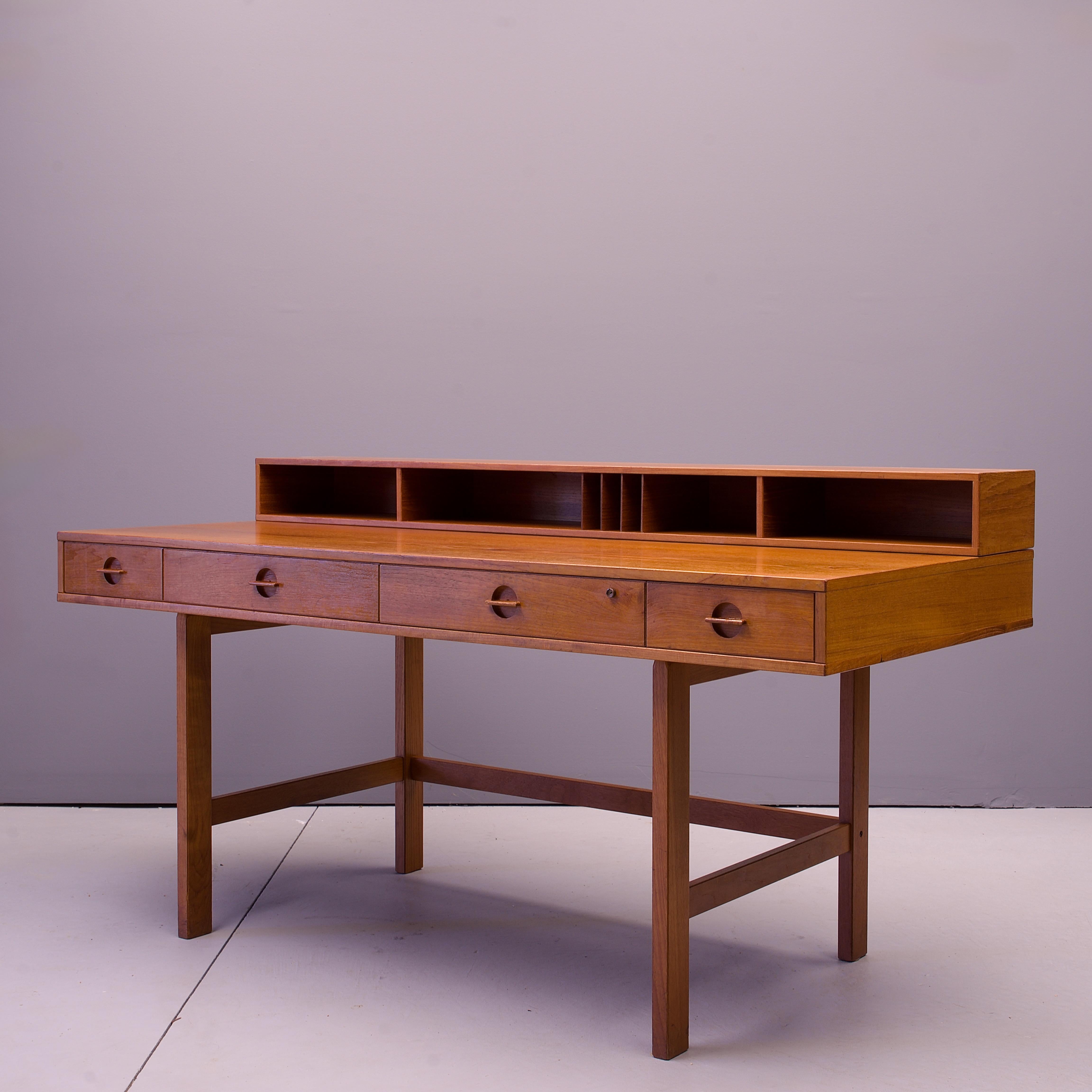 Danois Bureau en teck vintage des années 1970 de Peter Lovig Nielsen (Danish Modern Flip-Top Partners) en vente