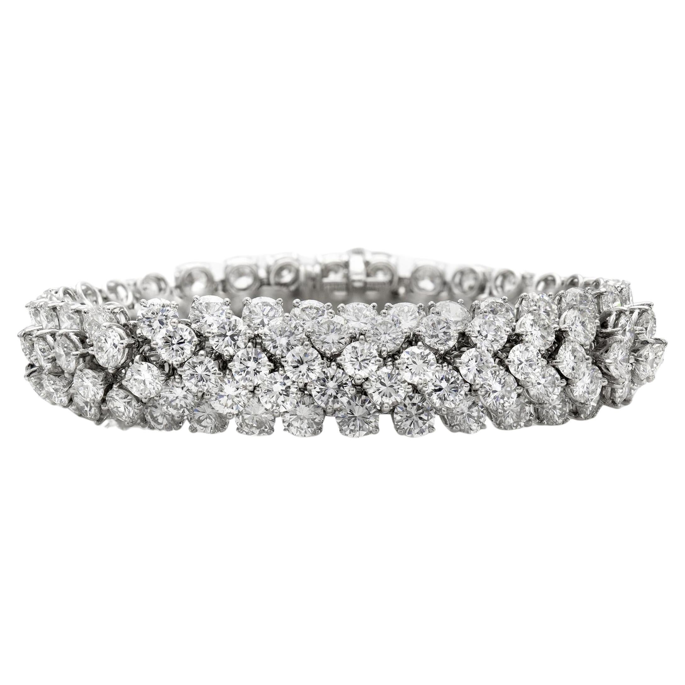 Vintage 1970s David Webb 33.80 Carat Diamond Bombe Bracelet For Sale