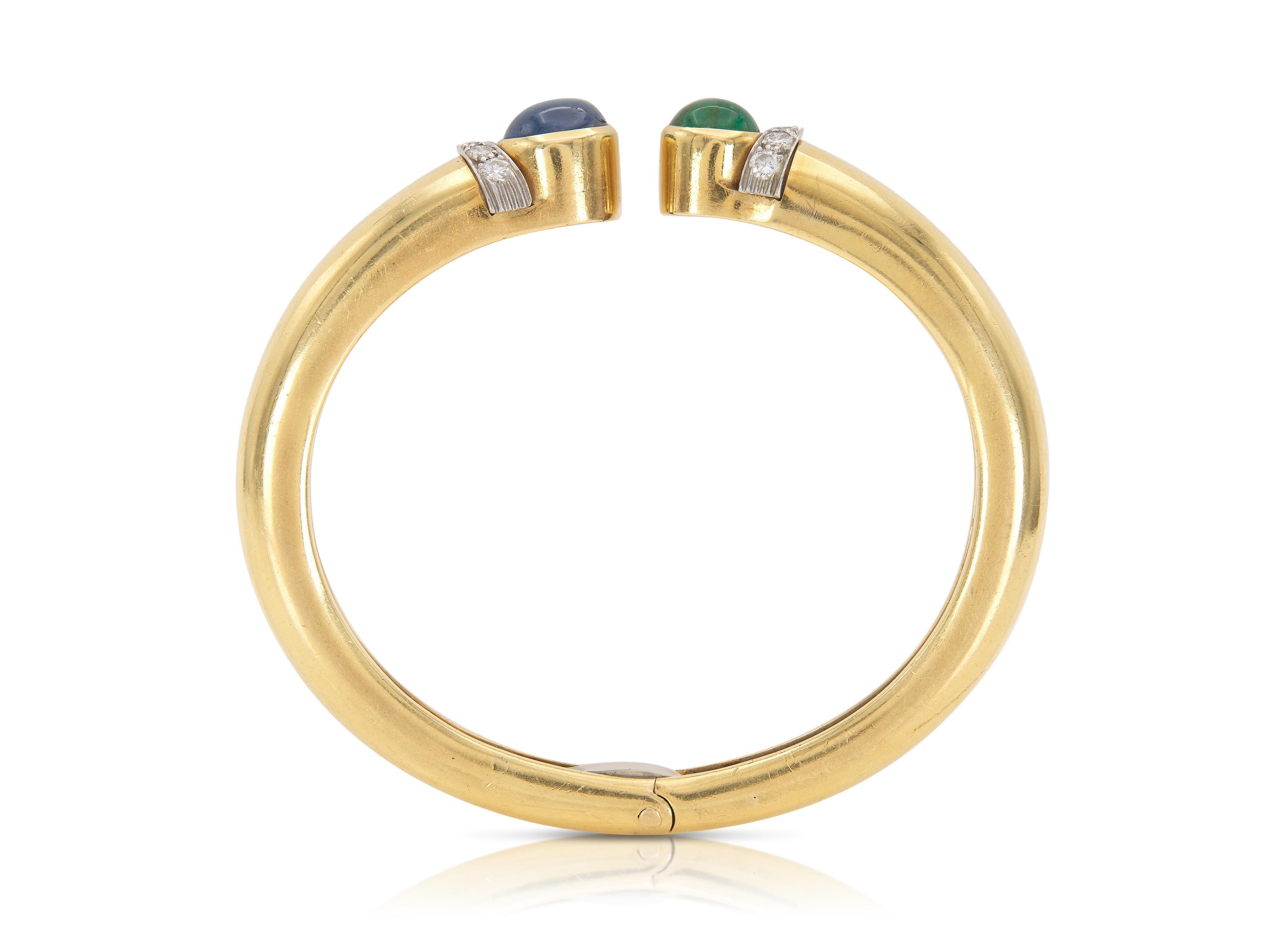 Cabochon Vintage 1970s David Webb Gold Cuff Bracelet with Sapphire and Emerald For Sale