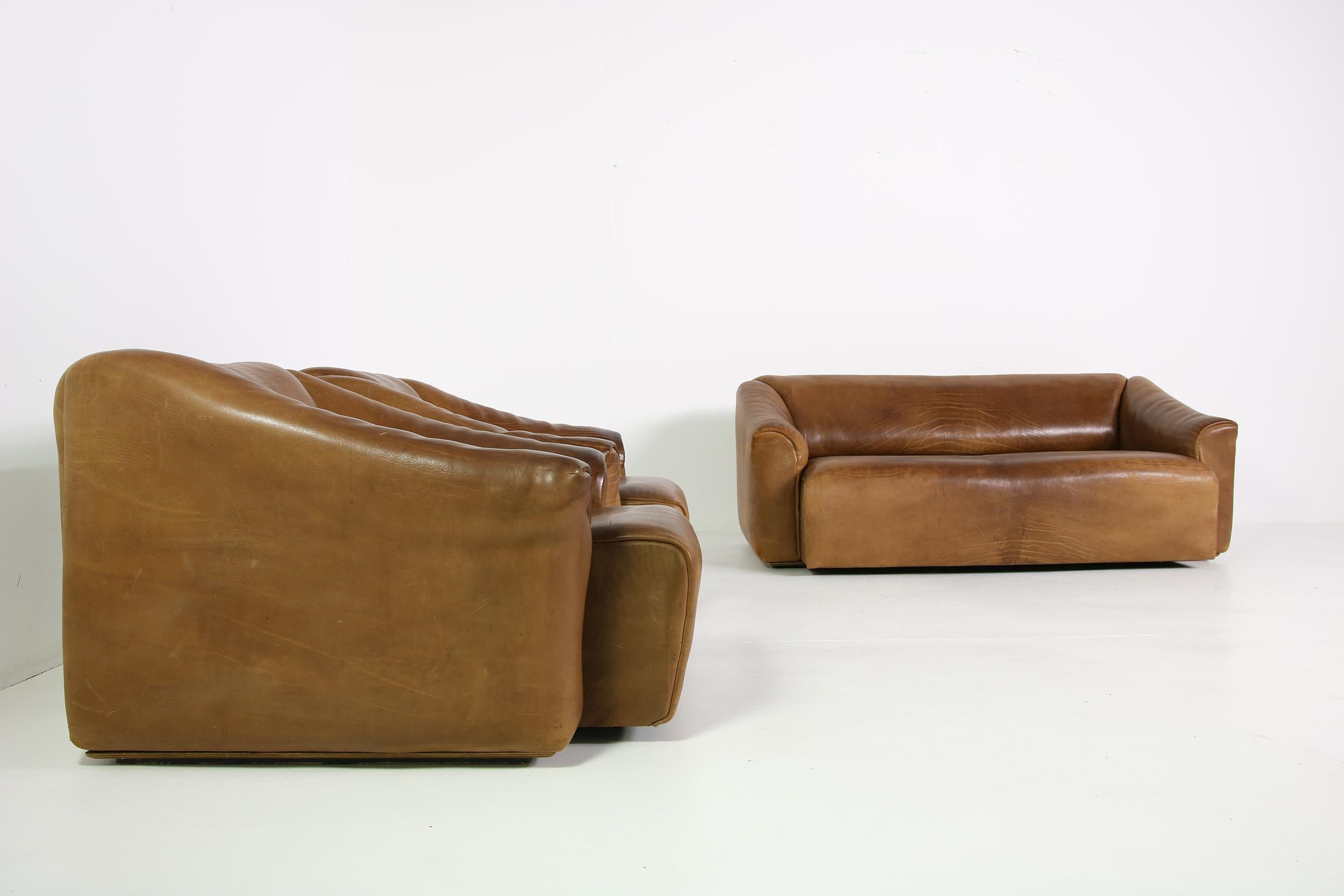 Vintage 1970s De Sede DS 47 Brown Buffalo Leather Sofa & Lounge Chair Set Cognac 3