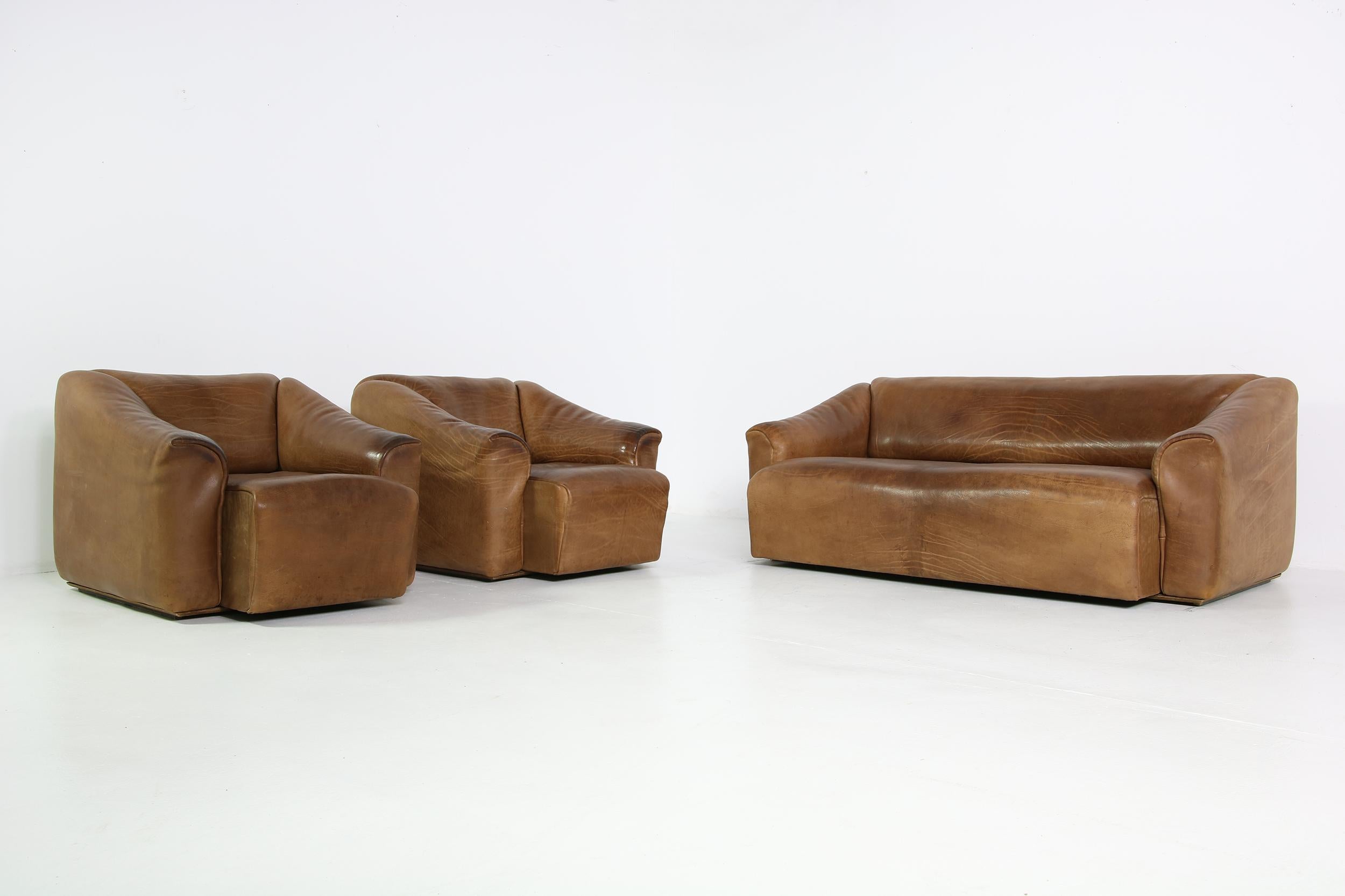 buffalo leather couch