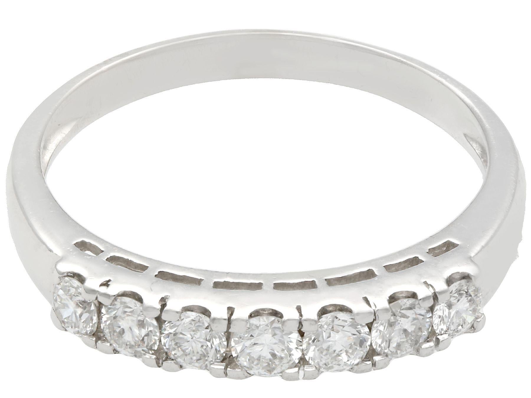 Vintage 1970s Diamond and White Gold Half Eternity Ring In Excellent Condition In Jesmond, Newcastle Upon Tyne