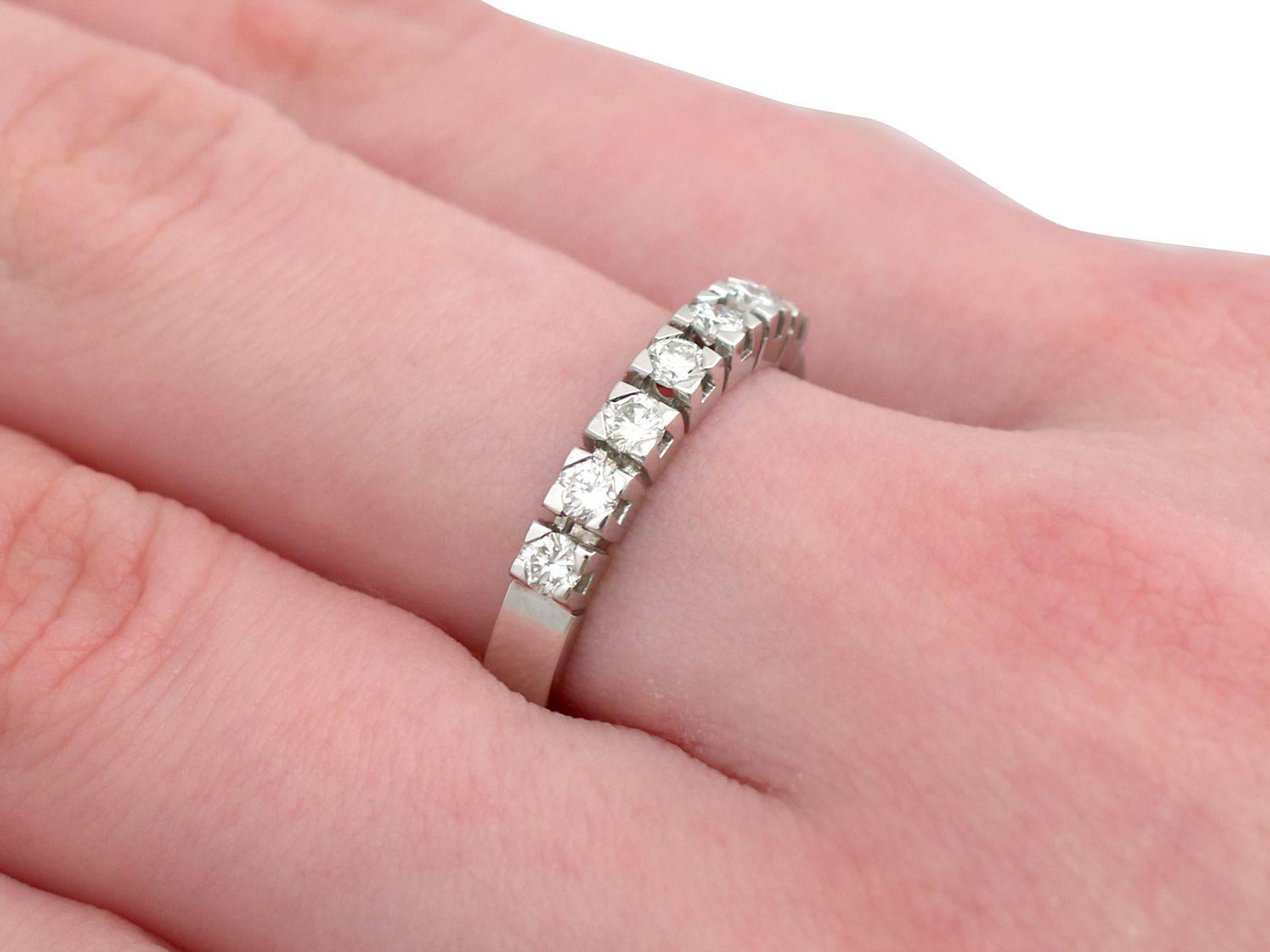 1970s Diamond and White Gold Half Eternity Ring In Excellent Condition For Sale In Jesmond, Newcastle Upon Tyne