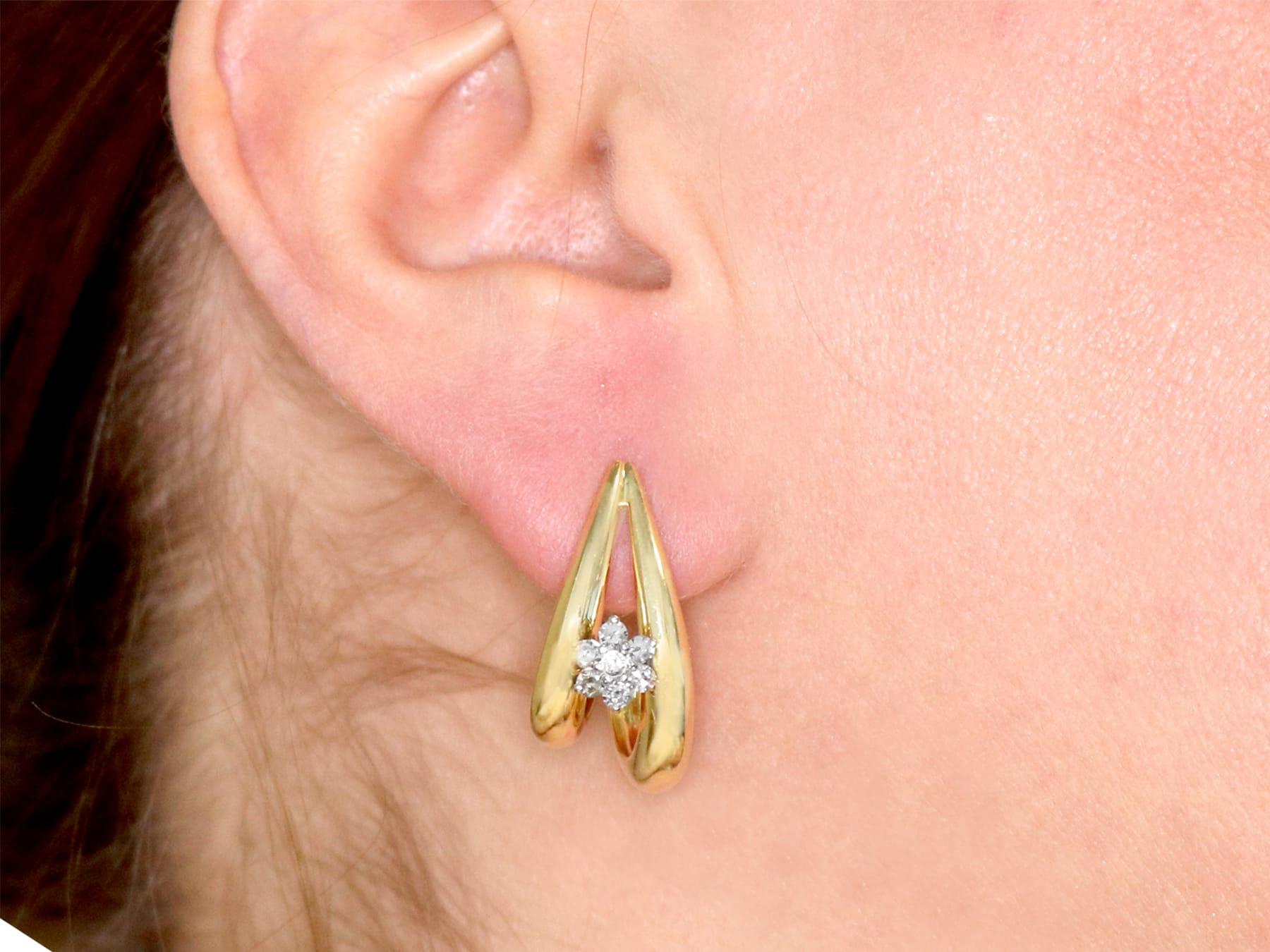 Vintage 1970s Diamond and Yellow Gold Drop Earrings For Sale 2