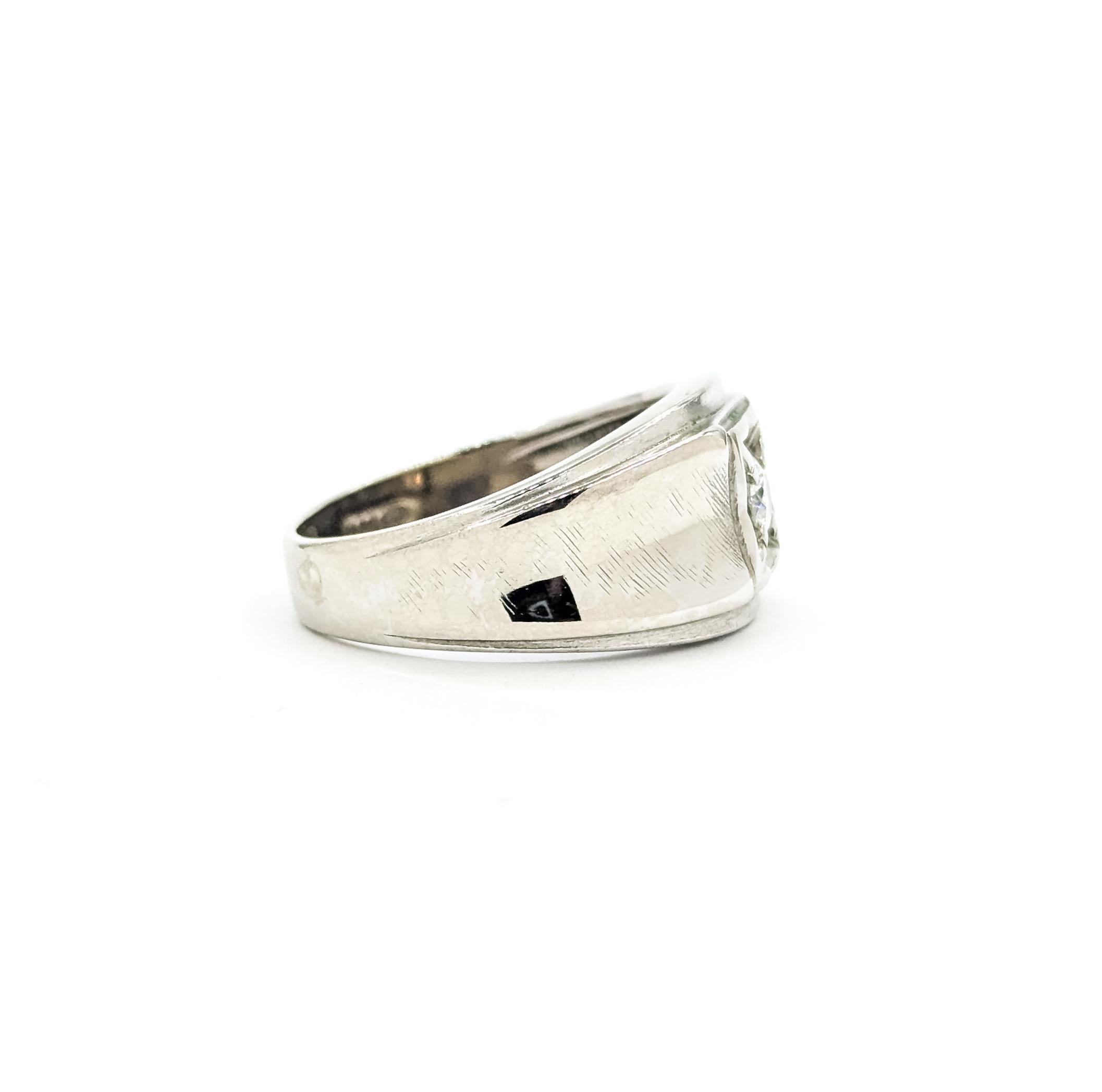 Vintage 1970's Diamond Hand Florentine Ring in 14k White Gold en vente 1