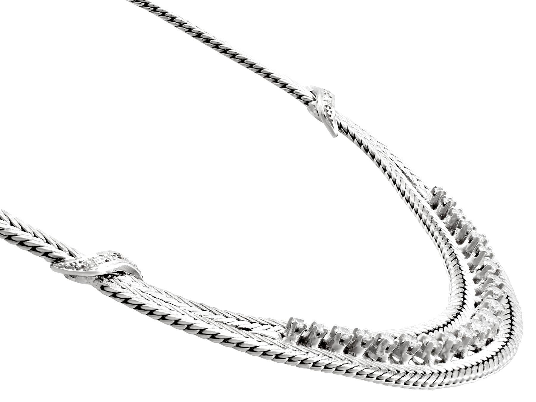 Vintage 1970s Diamond White Gold Snake Chain Collarette In Excellent Condition In Jesmond, Newcastle Upon Tyne